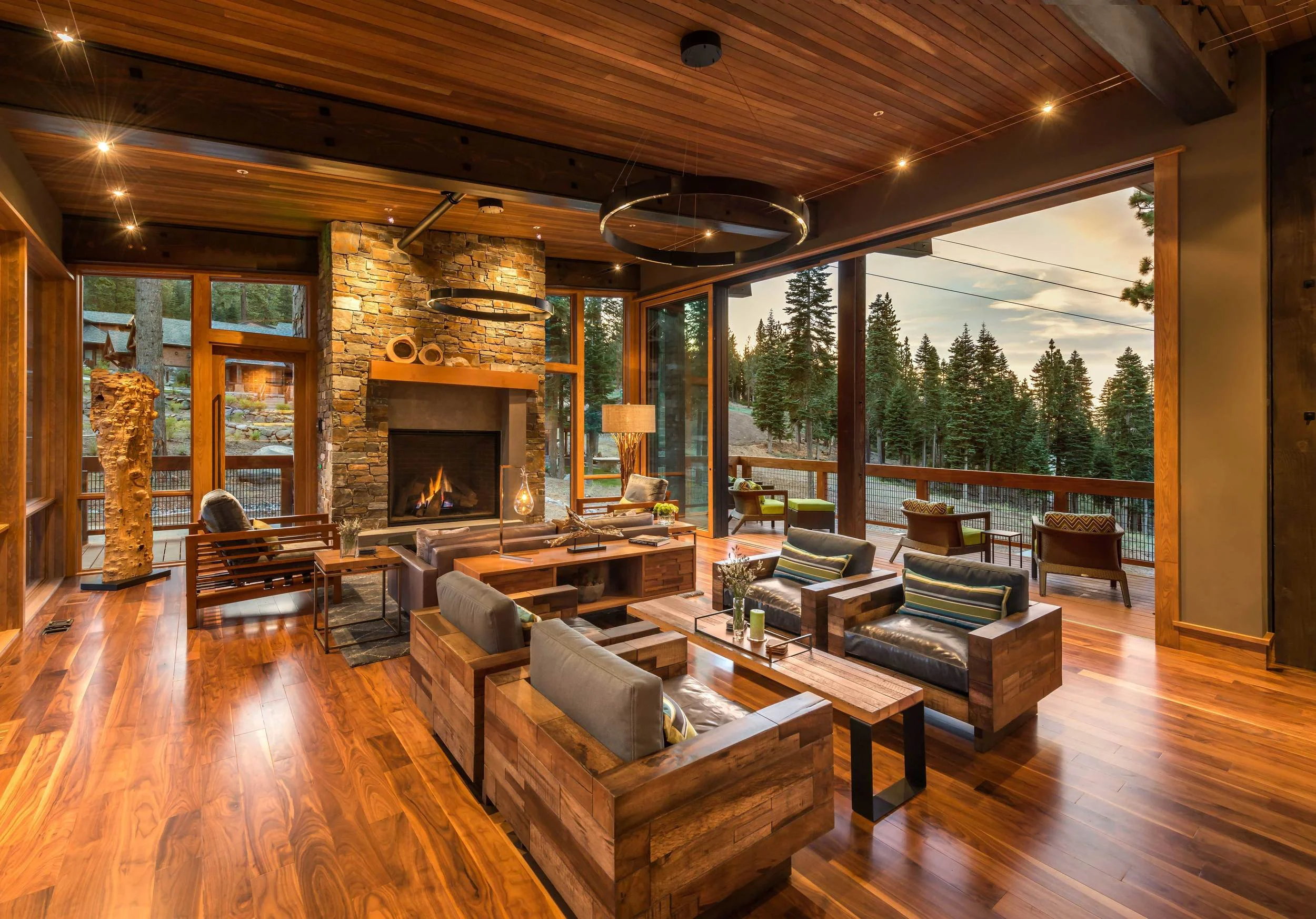 Contractor: SMC Construction Photography: Vance Fox square Footage: 3,874 sf