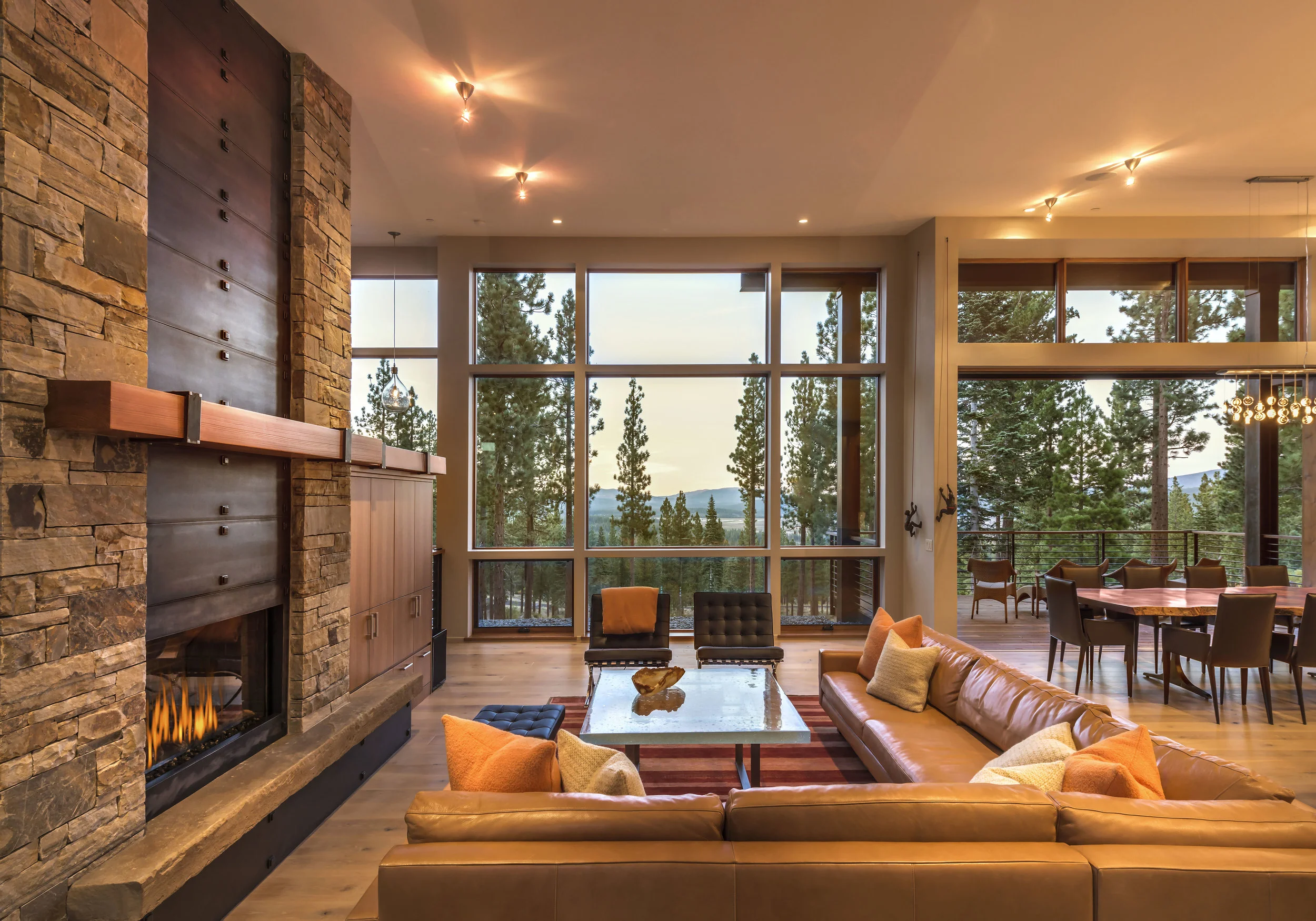 Contractor: Jim Morrison Construction Photography: Vance Fox Square Footage: 5,868 sf bedrooms: 5 bathrooms: 5.5