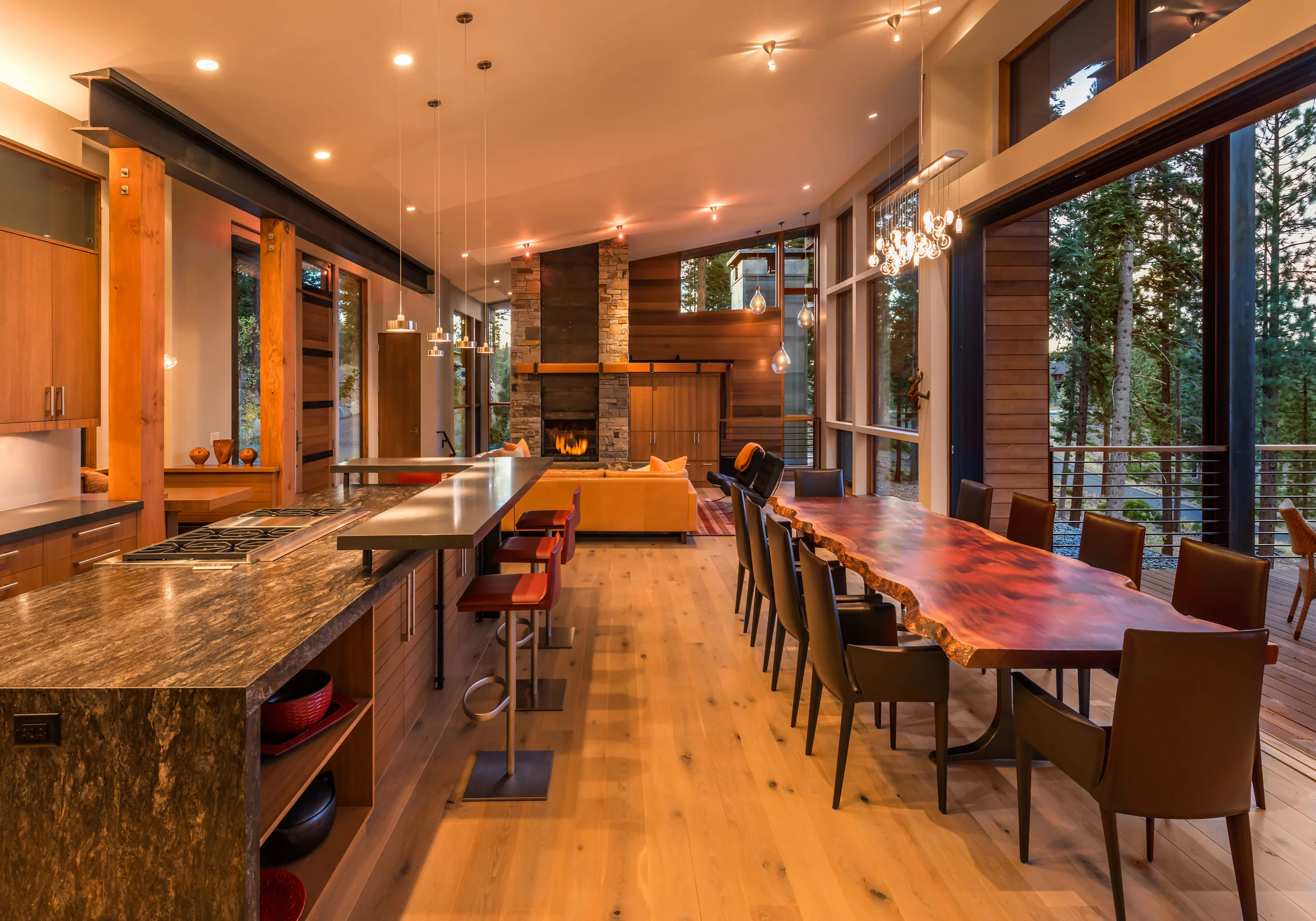 Contractor: Jim Morrison Construction Photography: Vance Fox Square Footage: 5,868 sf bedrooms: 5 bathrooms: 5.5