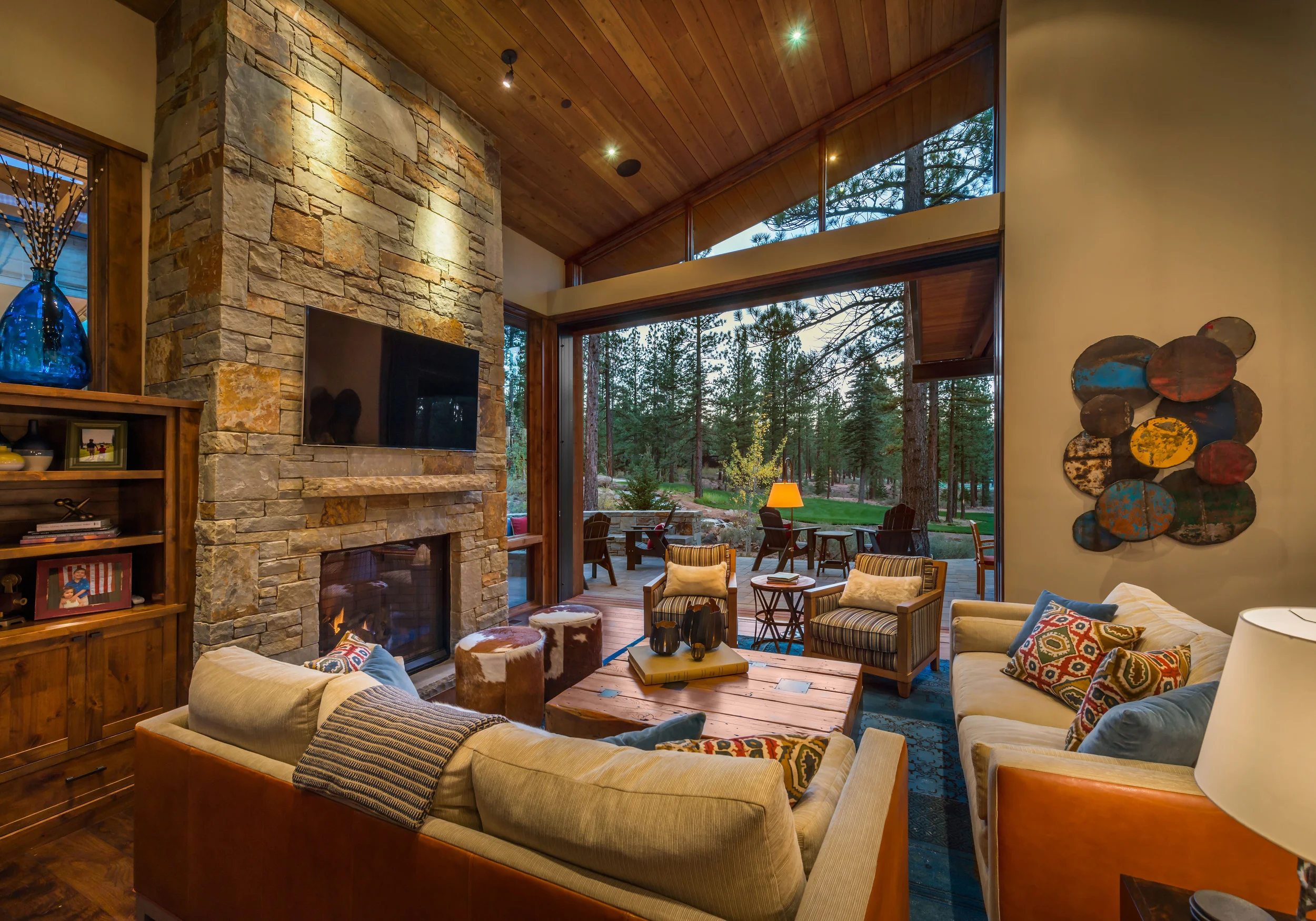 Contractor: Jim Morrison Construction Interior Finishes + Furnishings: WaltonAE Photography: Vance Fox Square Footage: 4,242 sf bedrooms: 5 bathrooms: 5.5