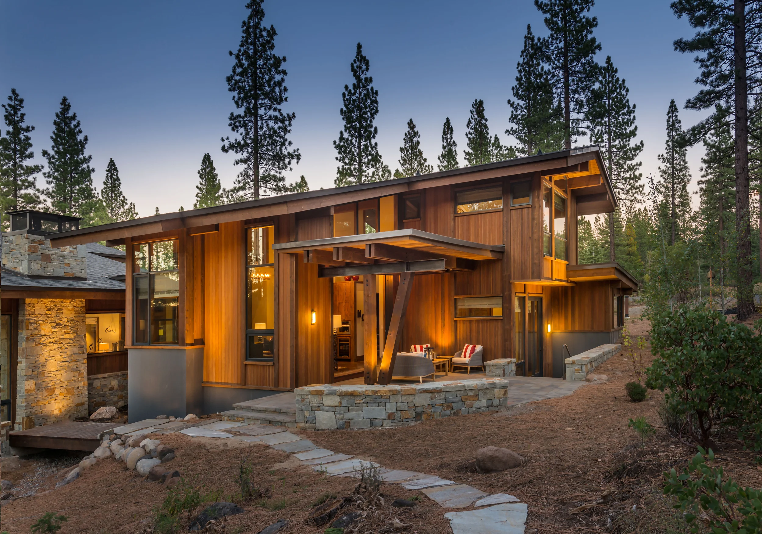 Contractor: Jim Morrison Construction Interior Finishes + Furnishings: WaltonAE Photography: Vance Fox Square Footage: 4,242 sf bedrooms: 5 bathrooms: 5.5