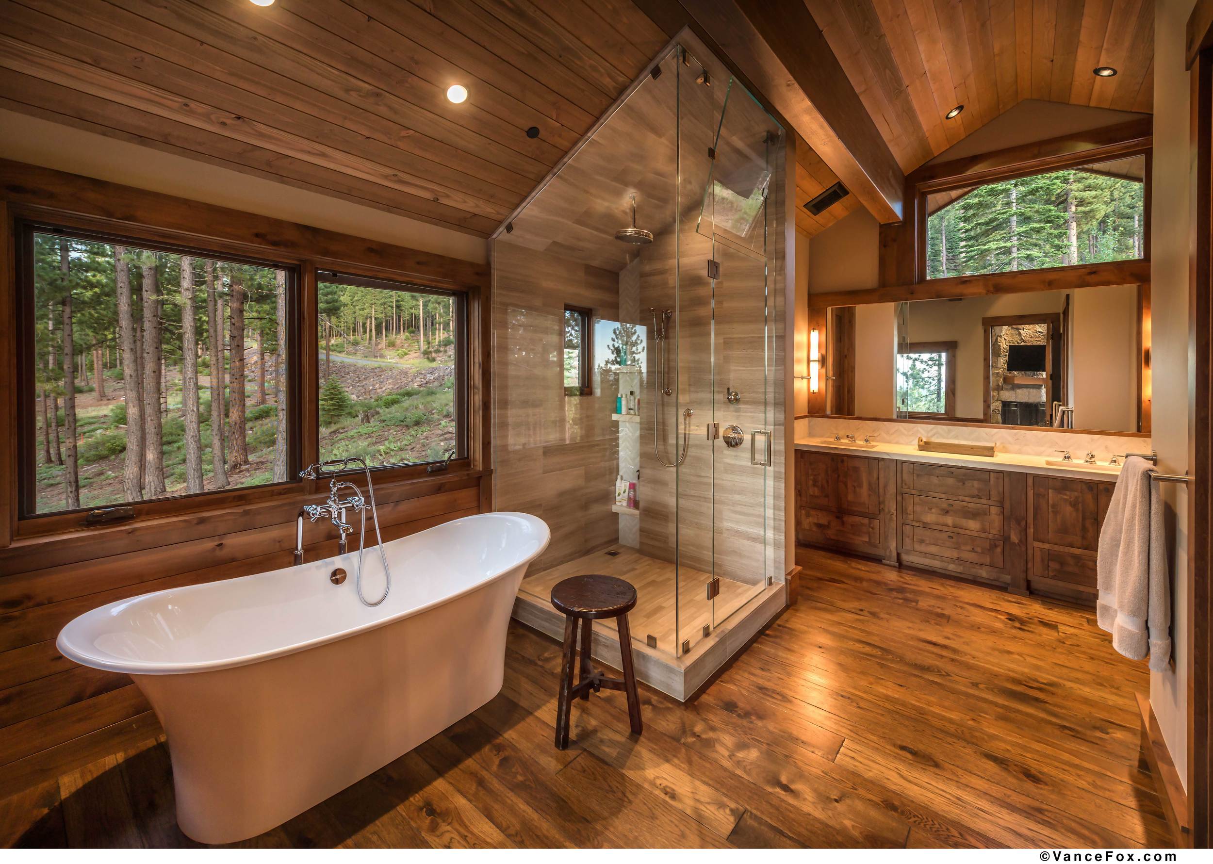Contractor: Lamperti Construction Photography: Vance Fox Square Footage: 5,206 sf bedrooms: 6 bathrooms: 5.5