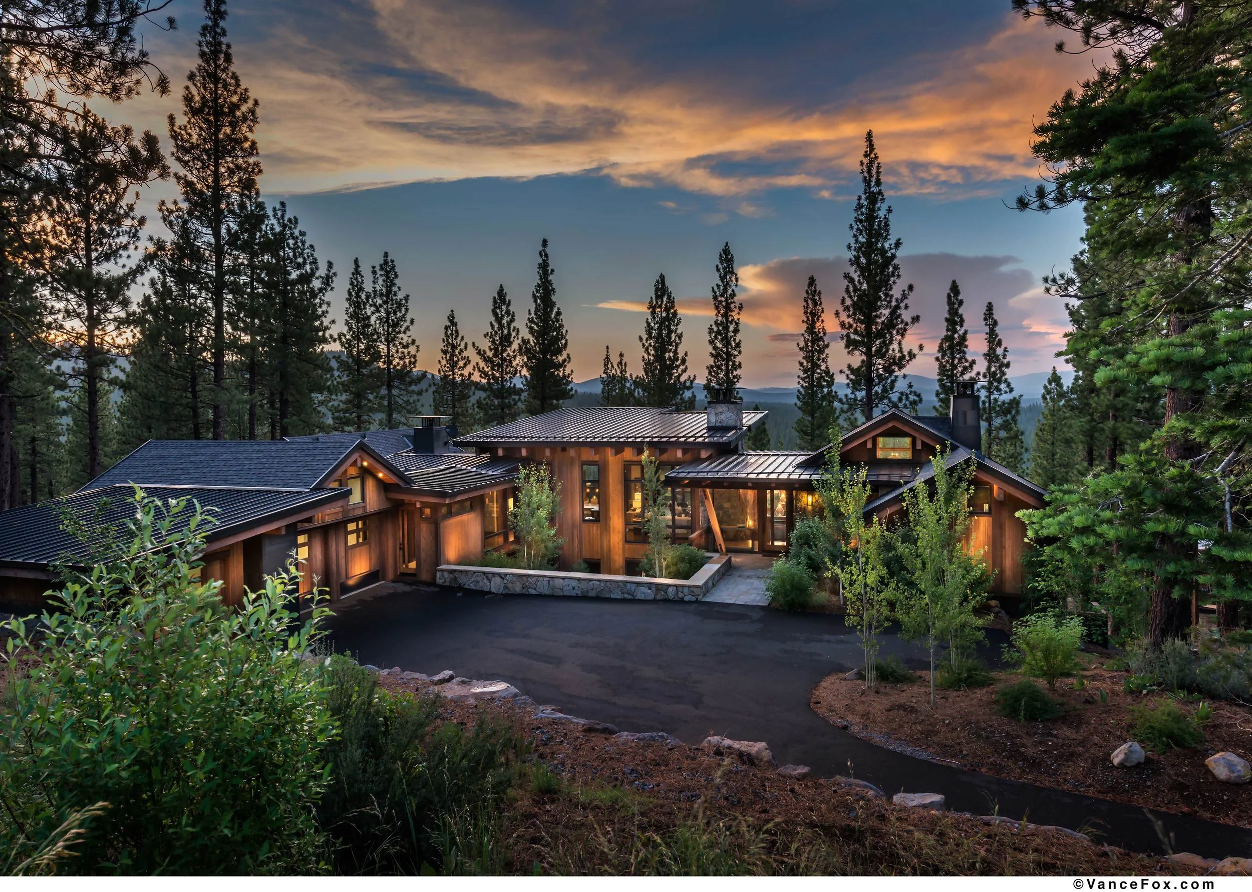 Contractor: Lamperti Construction Photography: Vance Fox Square Footage: 5,206 sf bedrooms: 6 bathrooms: 5.5