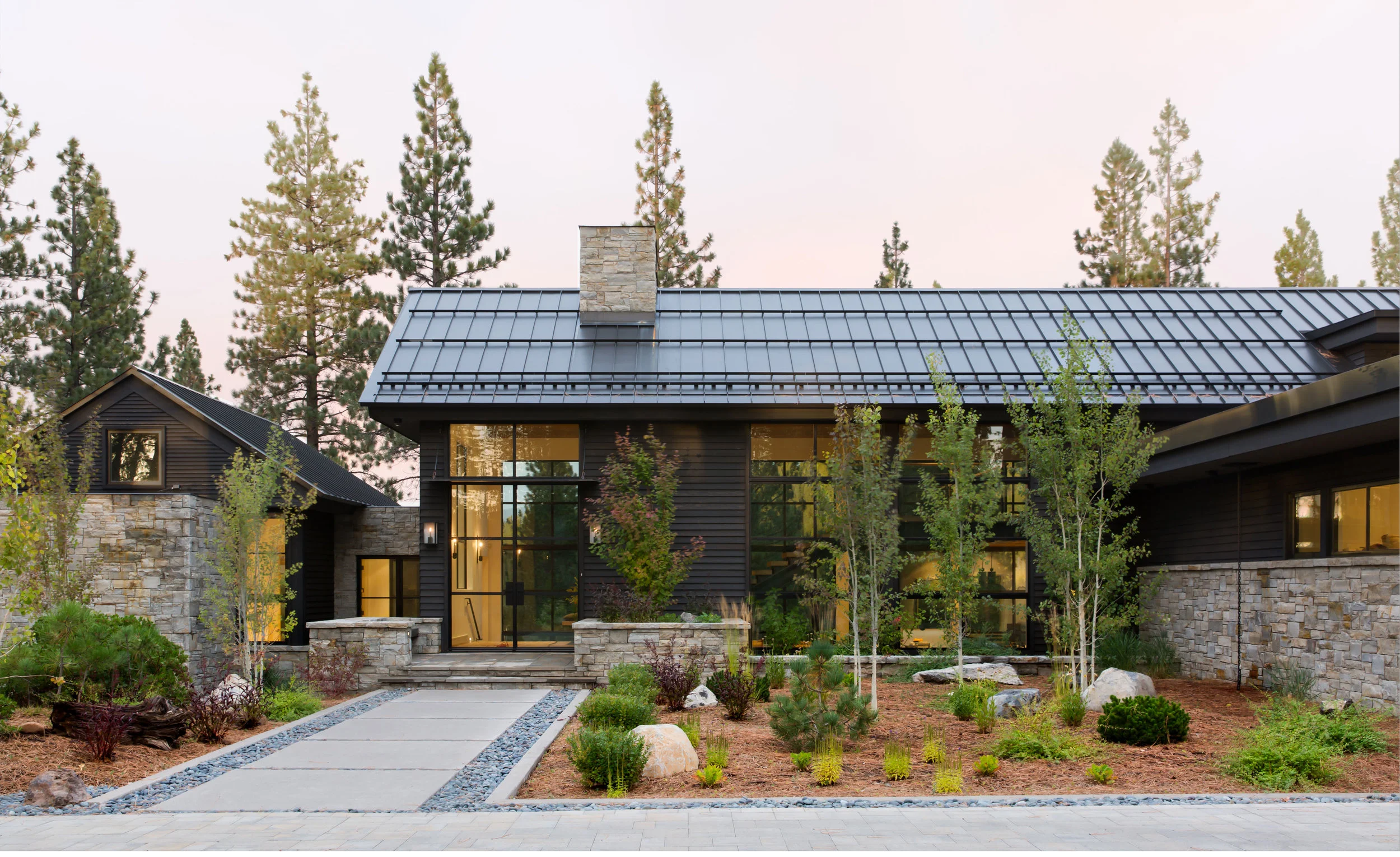 Contractor: Jim Morrison Construction Interiors: ABD Studio + Walton Architecture + Engineering Photography: Suzanna Scott Square Footage: 4,812 sf bedrooms: 4 bathrooms: 5.5