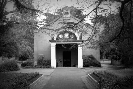 Maldon Museum - B&W.JPG