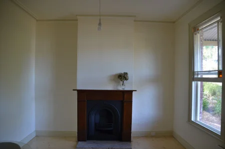 &nbsp; &nbsp; &nbsp; &nbsp; &nbsp; &nbsp; &nbsp; &nbsp; &nbsp; &nbsp; &nbsp; &nbsp; &nbsp; &nbsp; &nbsp; &nbsp; &nbsp; &nbsp; Coleman Architects: restored fireplace in front bedroom