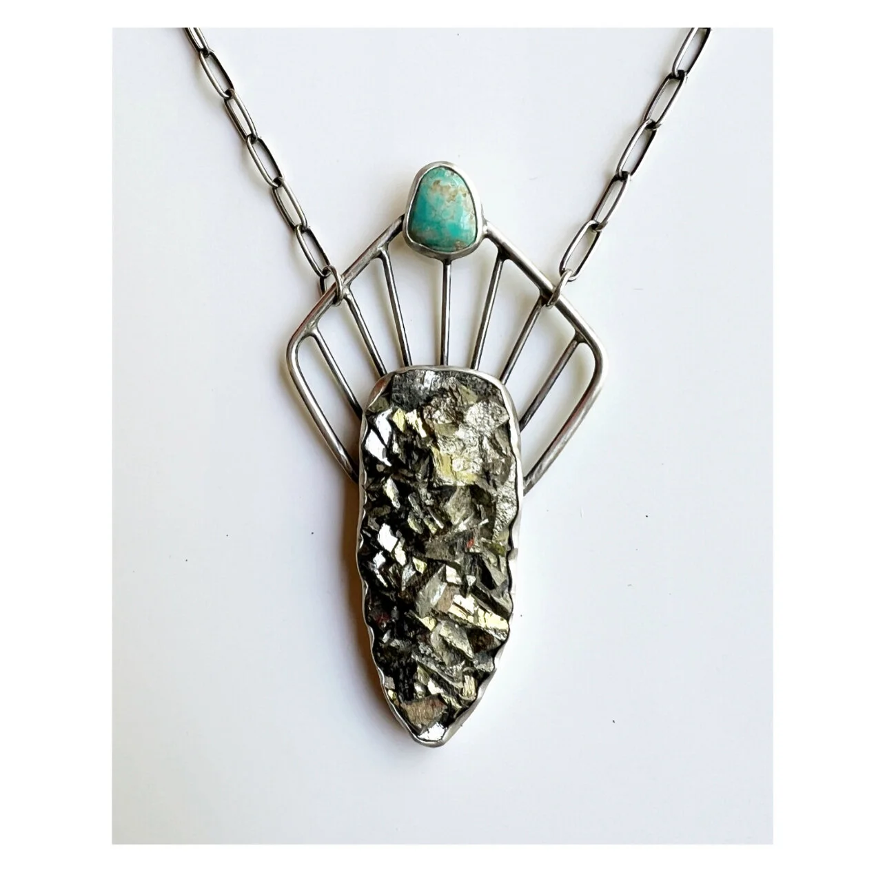 6B25CFD4-30D1-472E-9858-FAFA6DBC95C1