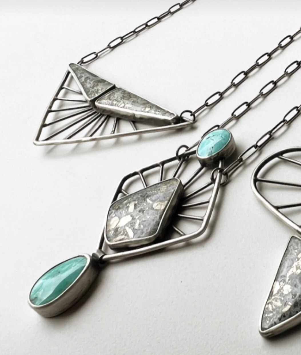 4B355983-F9C4-4B58-8D18-E329C131F3F3