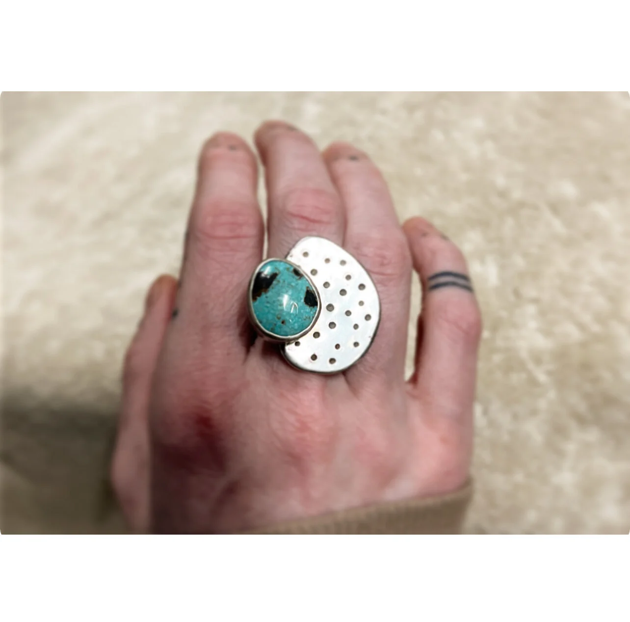 E32E5F34-FF33-4E62-A84B-DCA626B01143