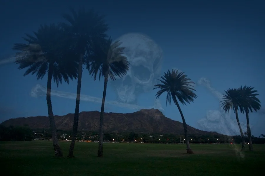 Mysteries of Hawaii Urban Legends of Waikiki
