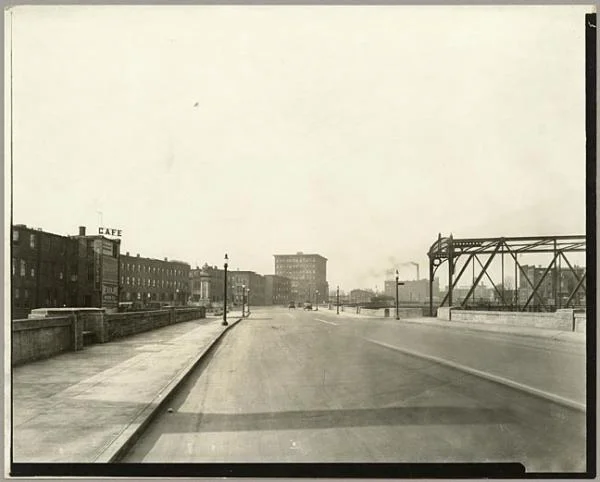 The Fallsway circa 1920, courtesy of Maryland Historical Society. 