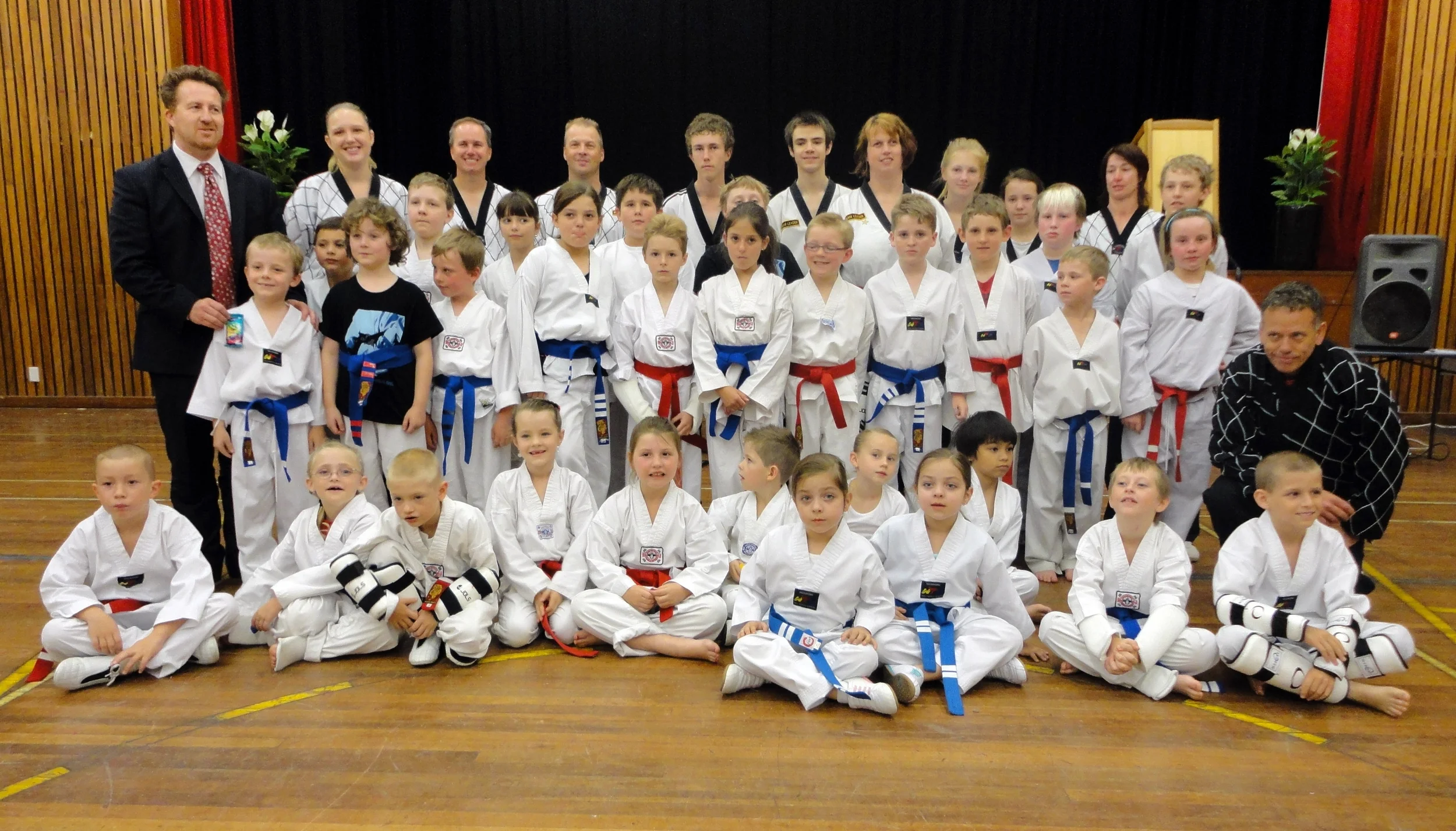 Wolf Pack – Blue & Red Belts