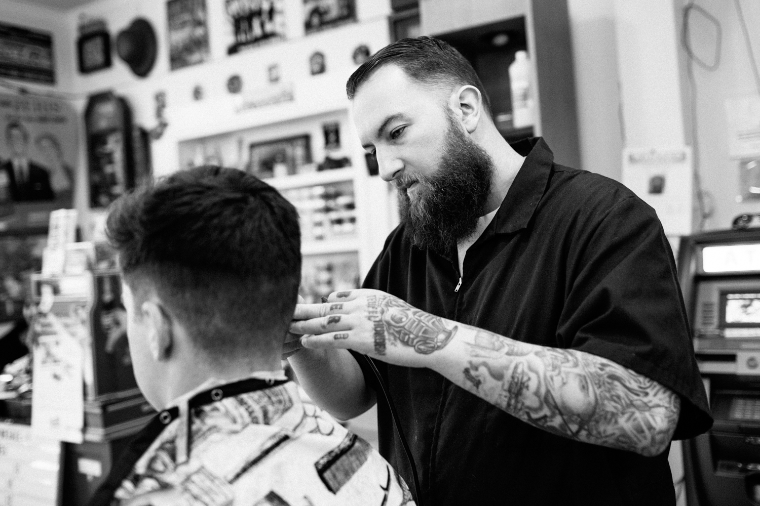 nickdinatale_wilfreds_barbershop (24 of 26).jpg