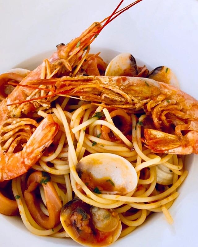 #lunch #tasty #fresh #freshfood #scoglio #spaghettialloscoglio #gamberoni #seafood #mdina #malta #oldcapitol #coogis #restaurant #passion #mangiarebene #love
