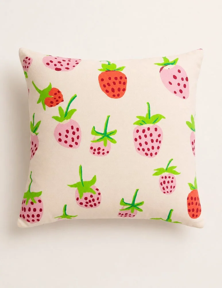 BERRIES_PILLOW.jpg