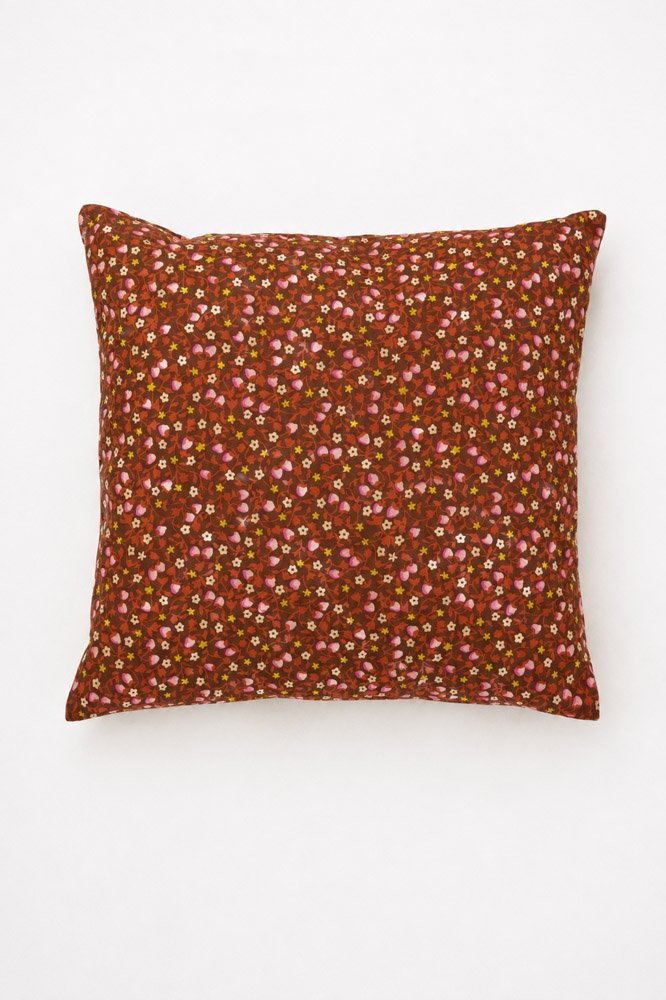 STCROIX_BROWNPINK_PILLOW.jpg