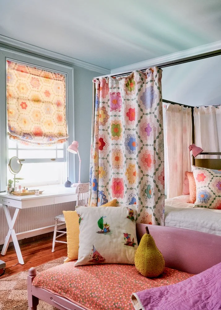 GMFG-STICBOAT-BED-ROMANSHADE.jpg