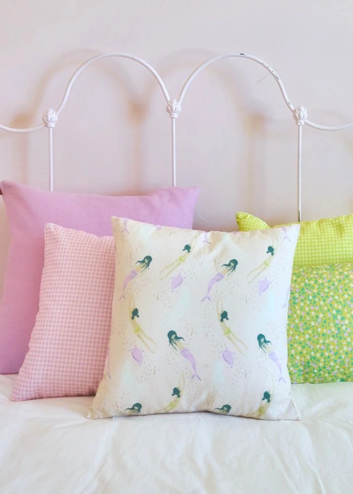 pillows-mermaids-lilac.jpg