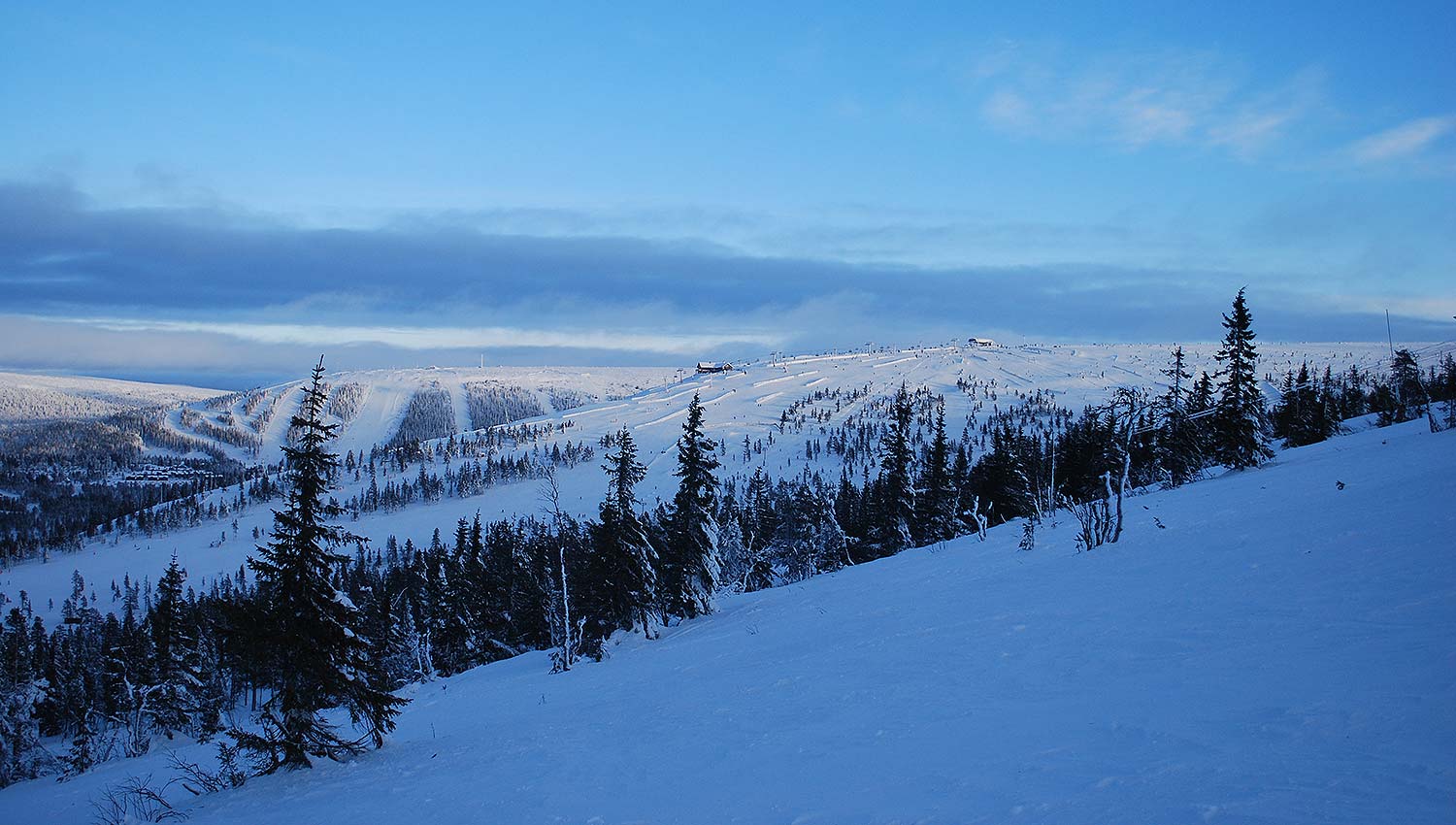TANDÅDALEN-HUNDFJÄLLET, SWEDEN