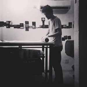 Thiago Barros, professor do Ateliê Oriente, escola de Fotografia RJ