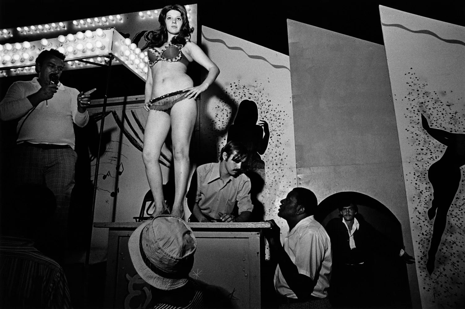 Série Strippers de Carnaval, Vermont 1973 • Crédito: Susan Meiselas