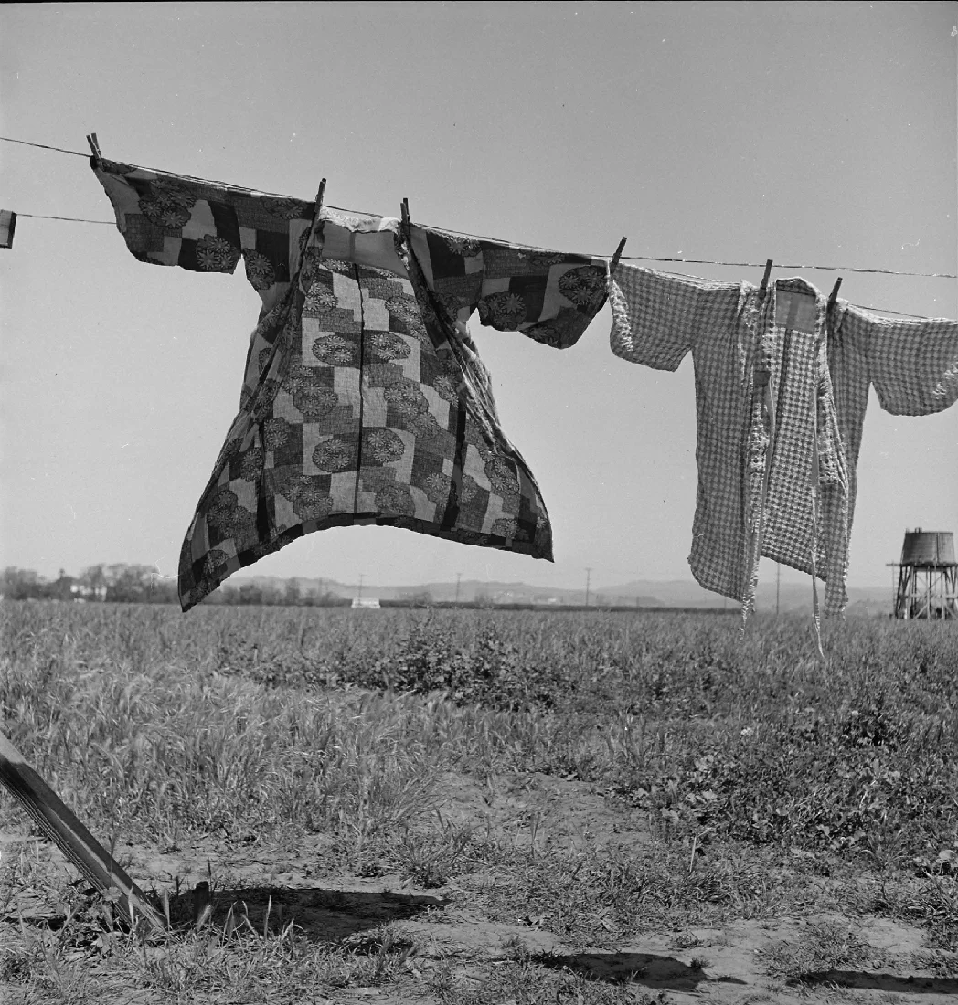 DorotheaLange- dia de lavar roupa - 1942.jpg