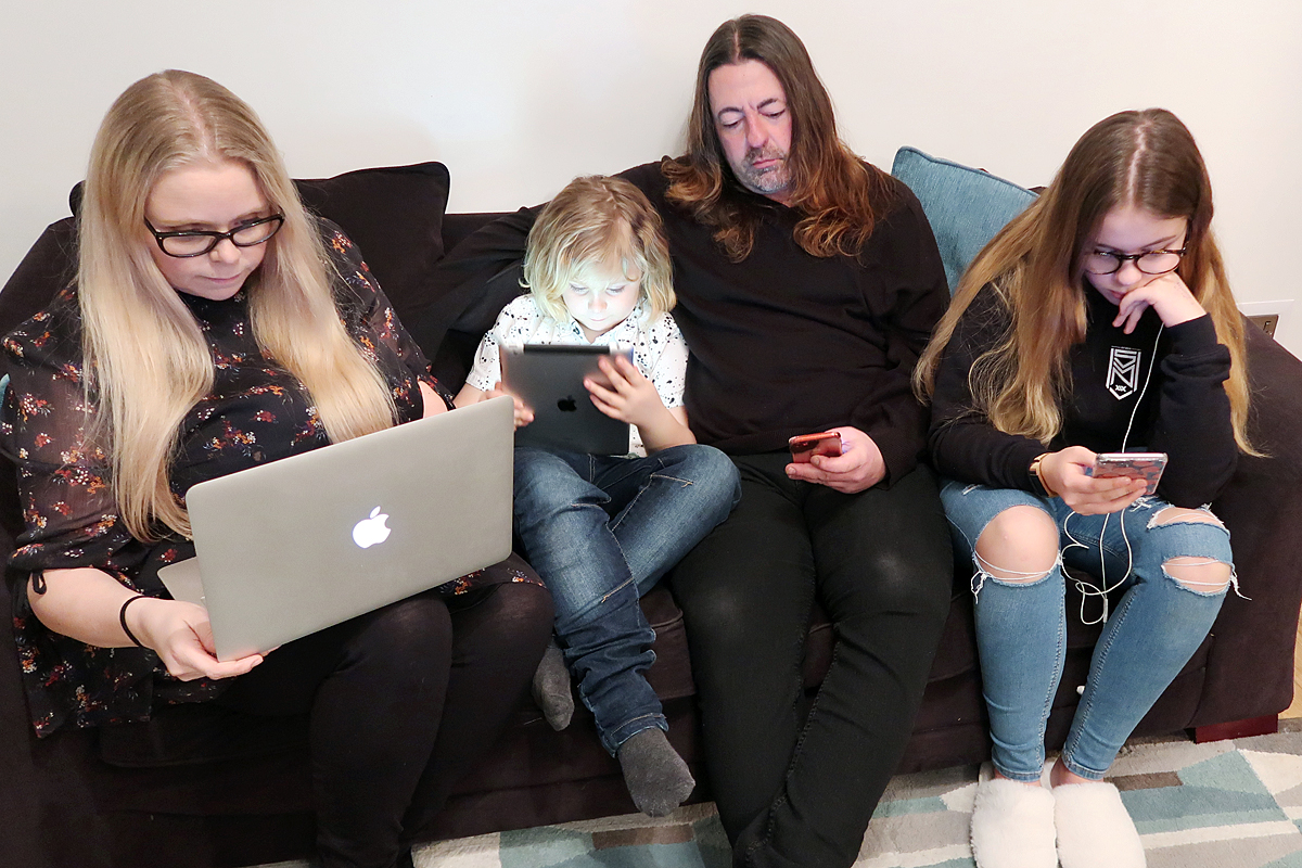 If we are honest, i think we are all a little bit addicted to our devices