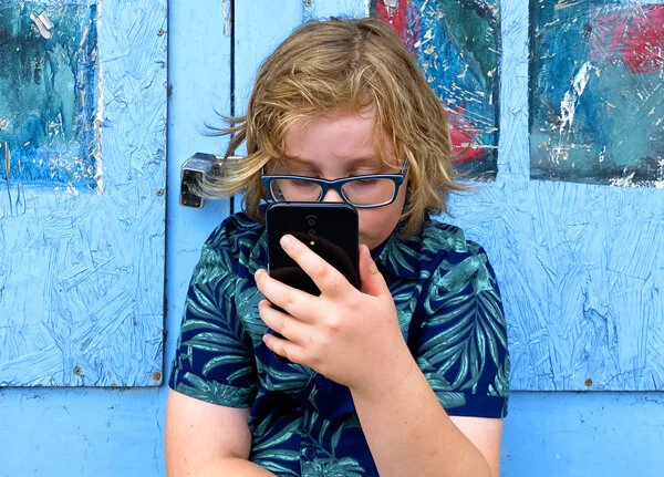 EE launches Set Up Safe to help parents keep children safe online