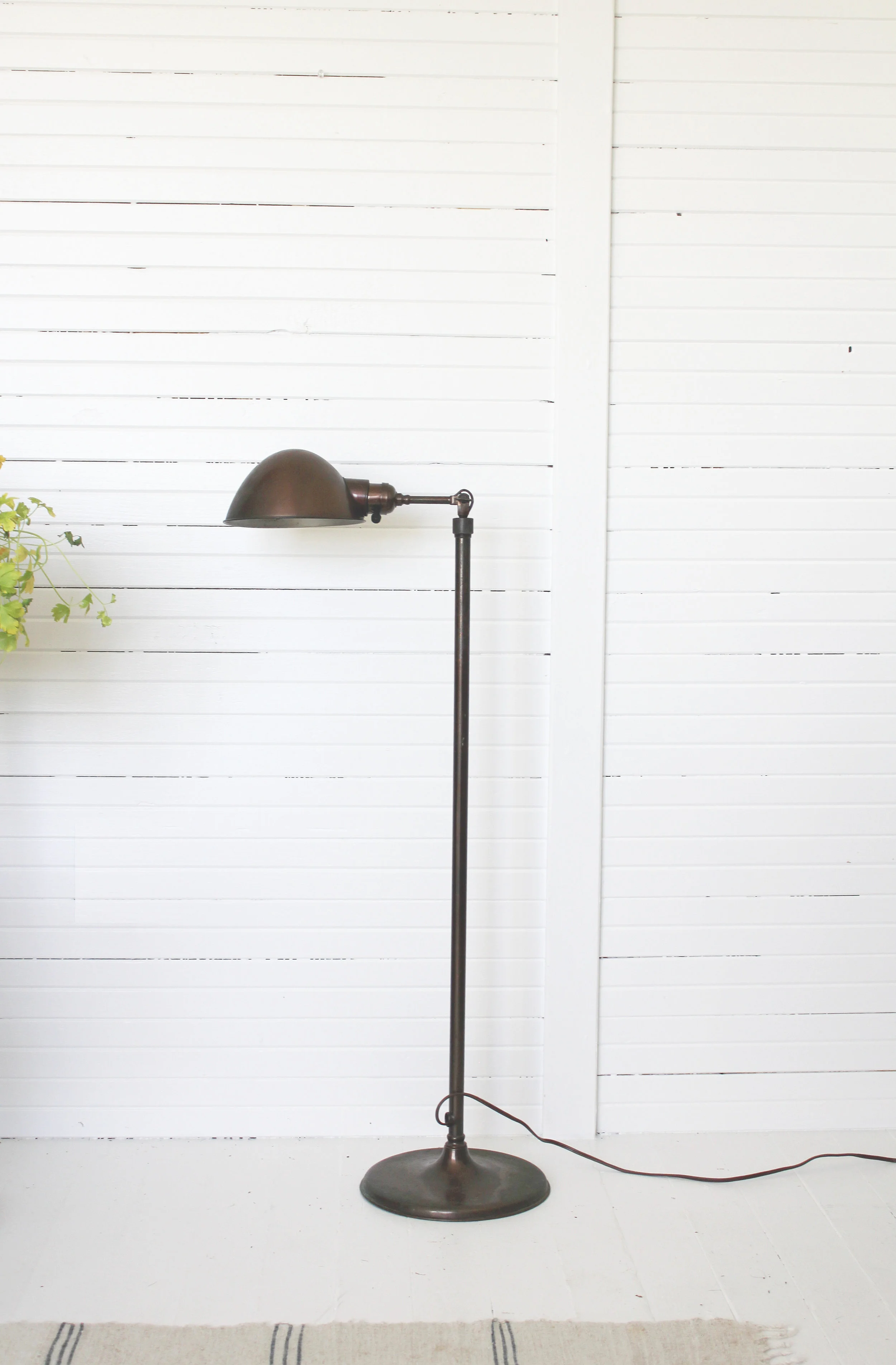 articulating_copper_foor_lamp2.jpg