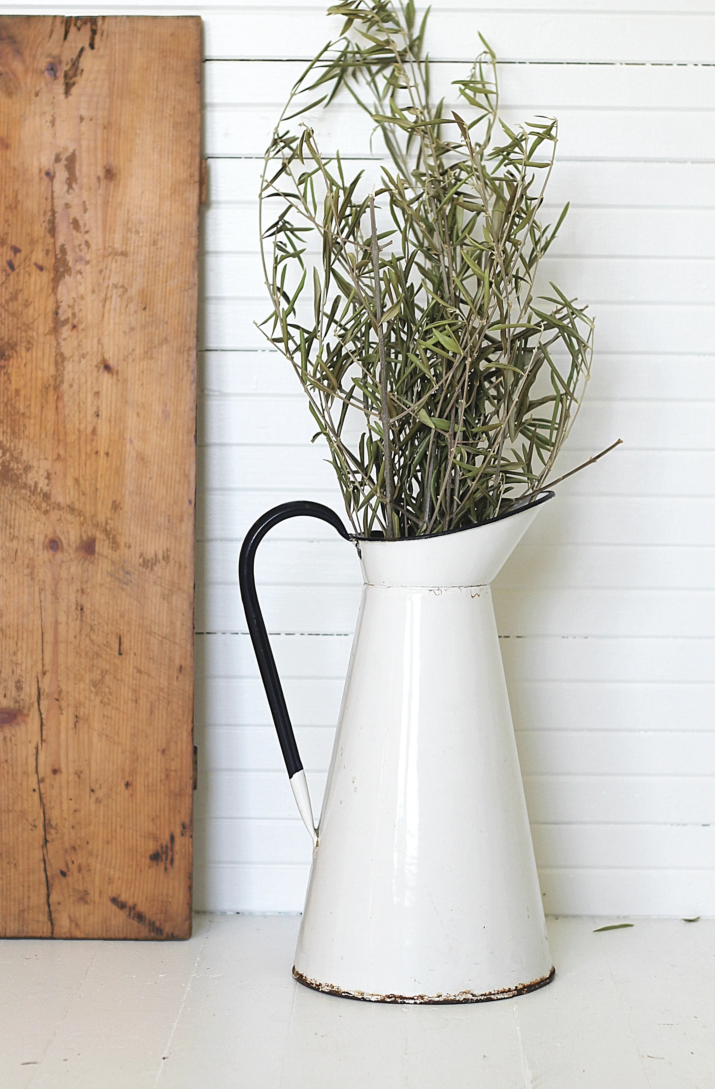 Antique_Enamel_Pitcher1B.jpg