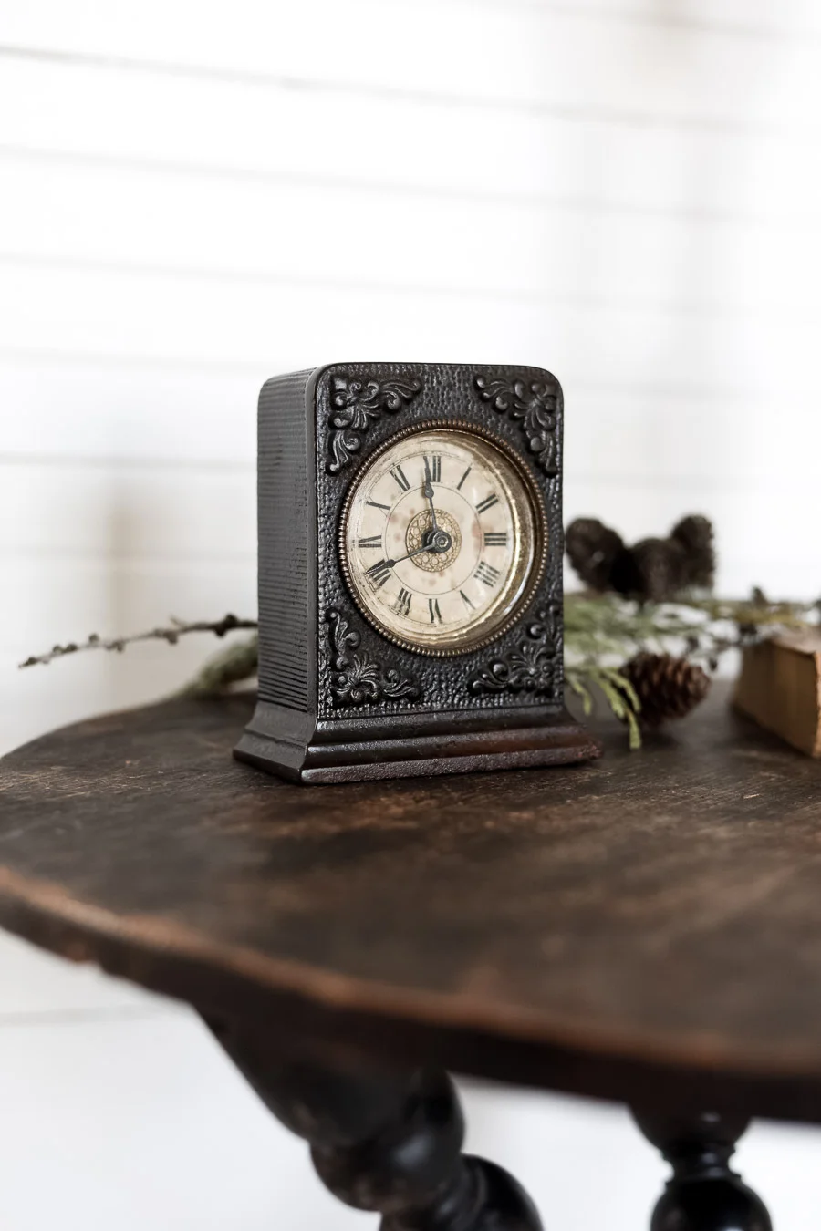 Antique_Cast_Iron_Clocks2.jpg