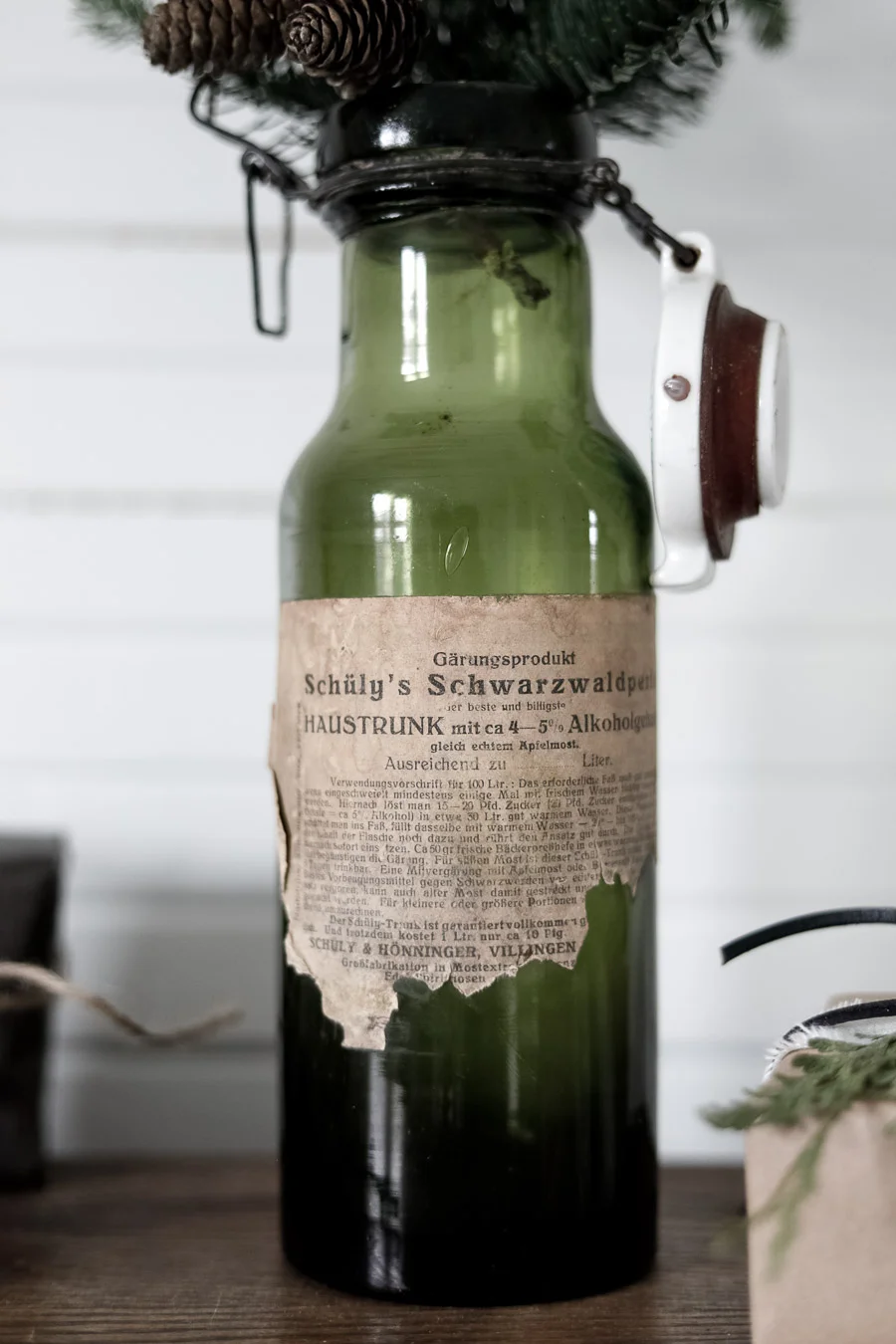 Antique_German_Jar3.jpg