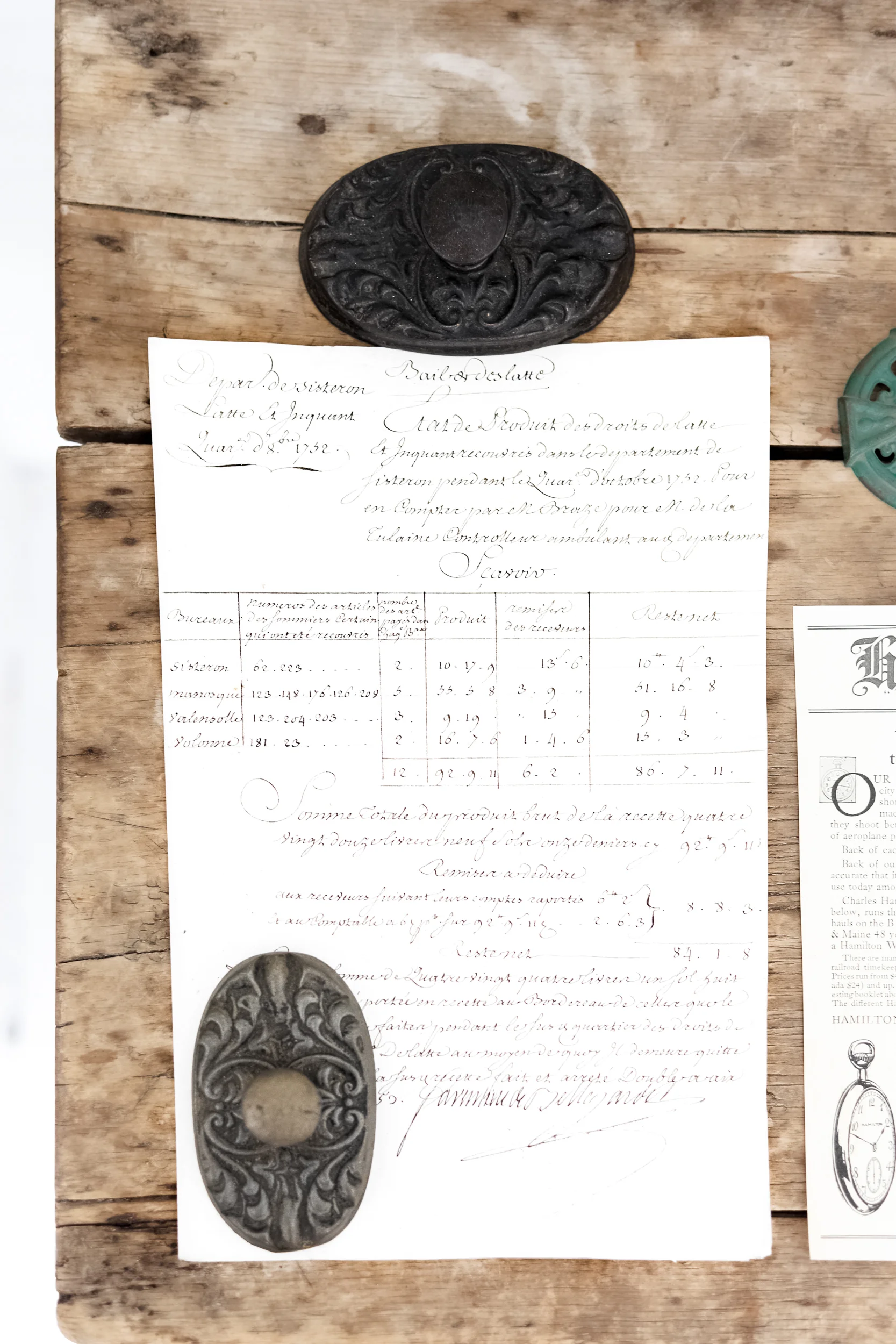Antique_Cast_Iron_Paperweight1.jpg