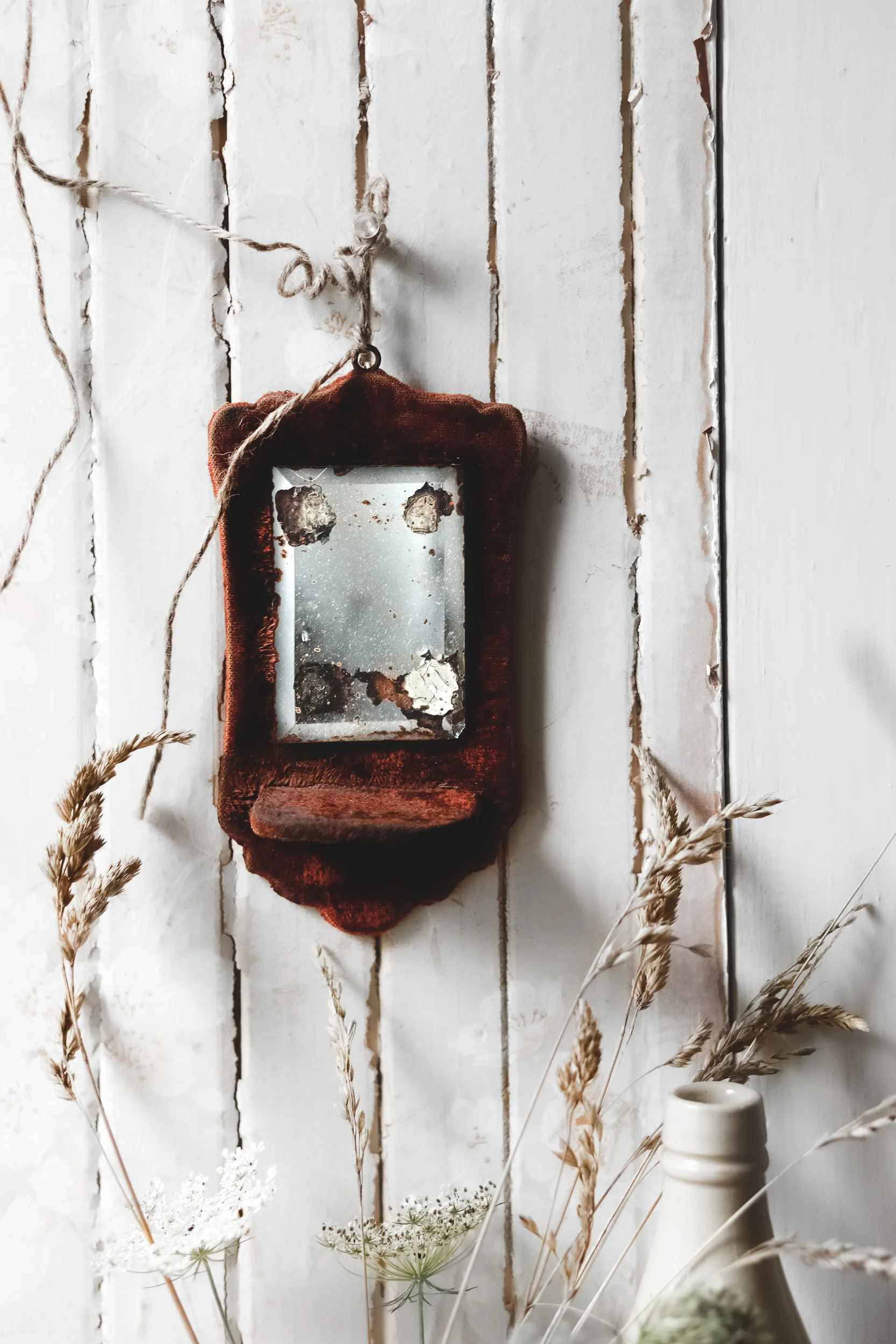 Antique_Velvet_Mirror2.jpg