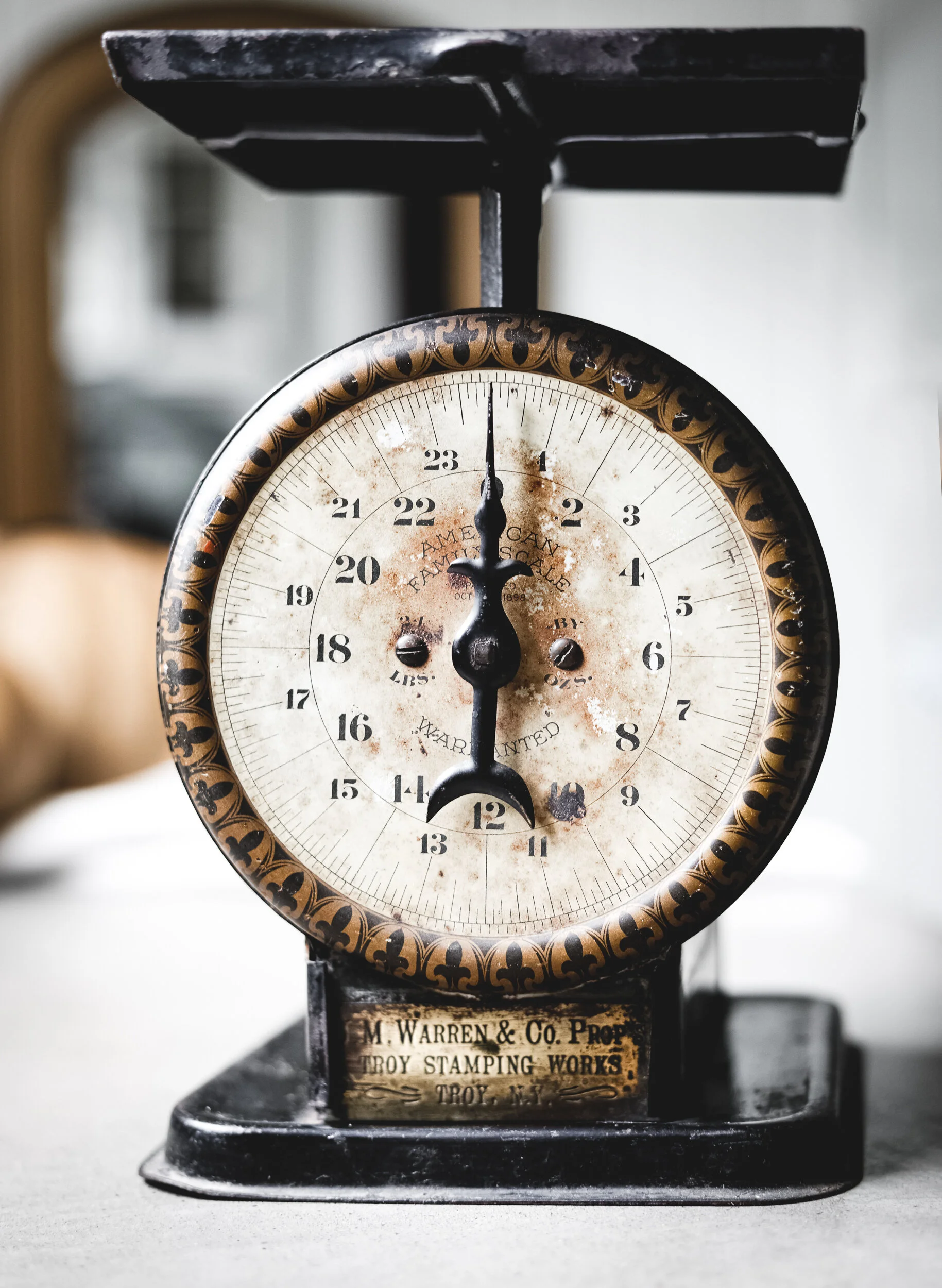 antique_kitchen_scale6.jpg