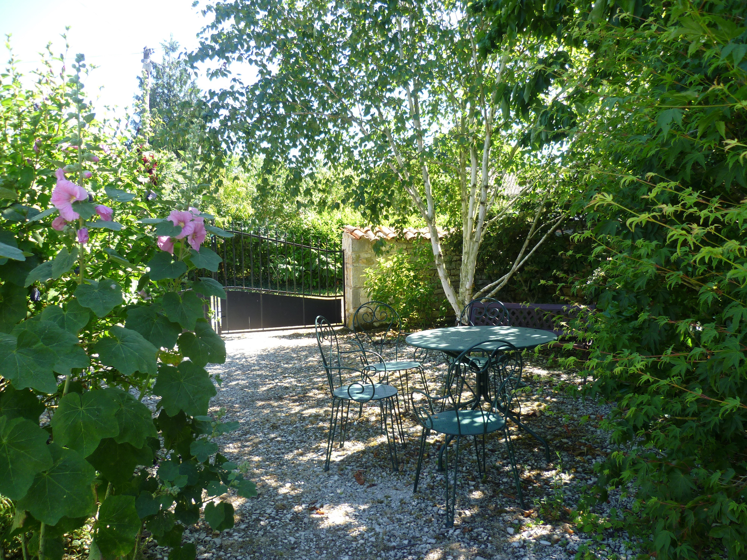 Dove Cottage Patio.jpg