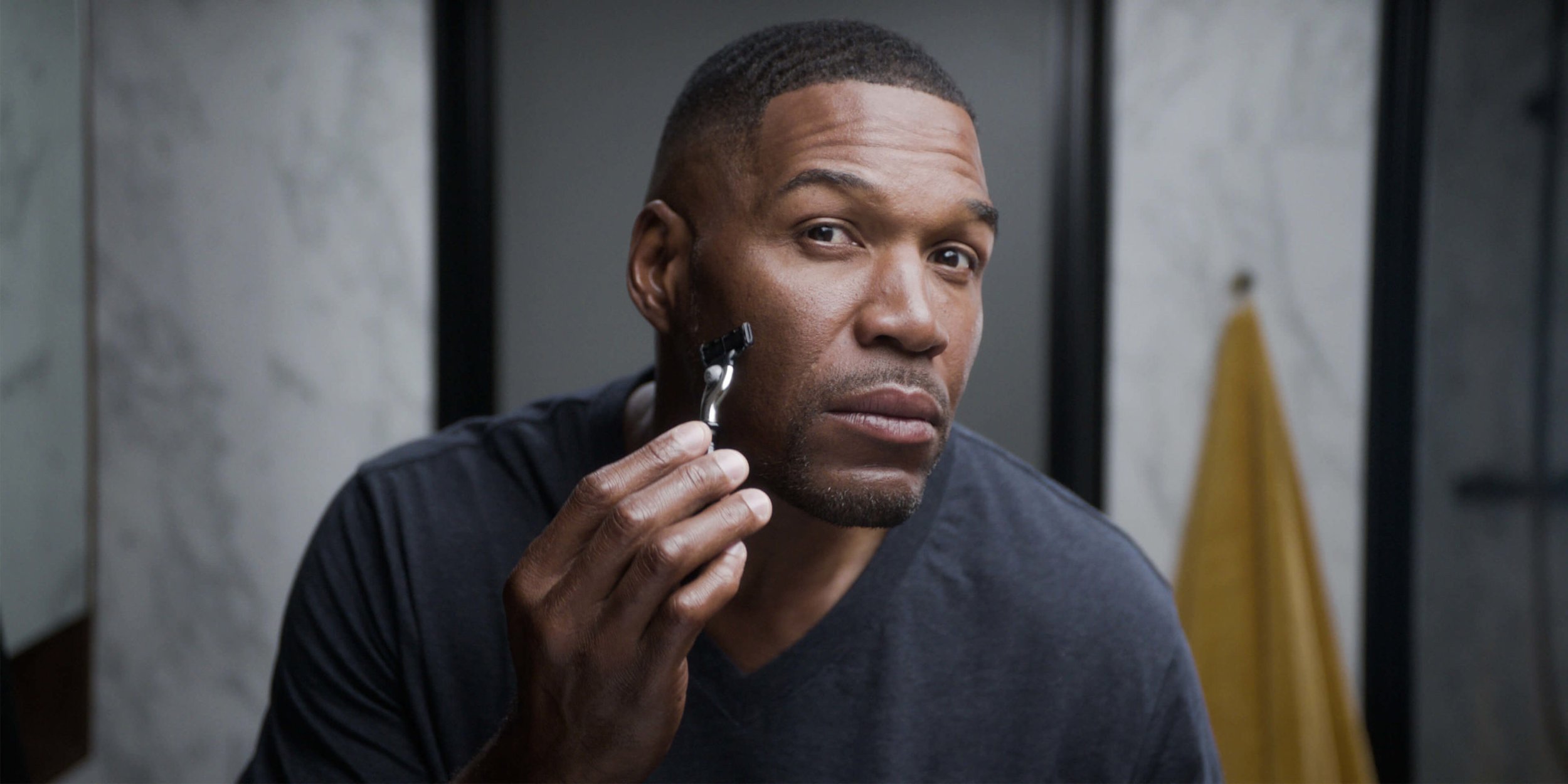 2x1-strahan-shaving-scaled.jpeg