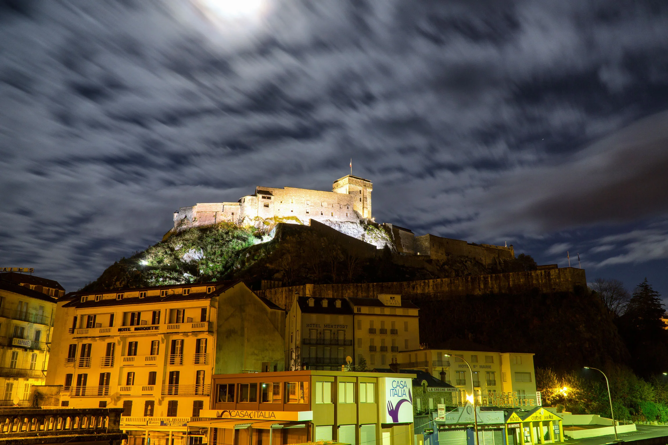 Lourdes-Castle_WEB.jpg