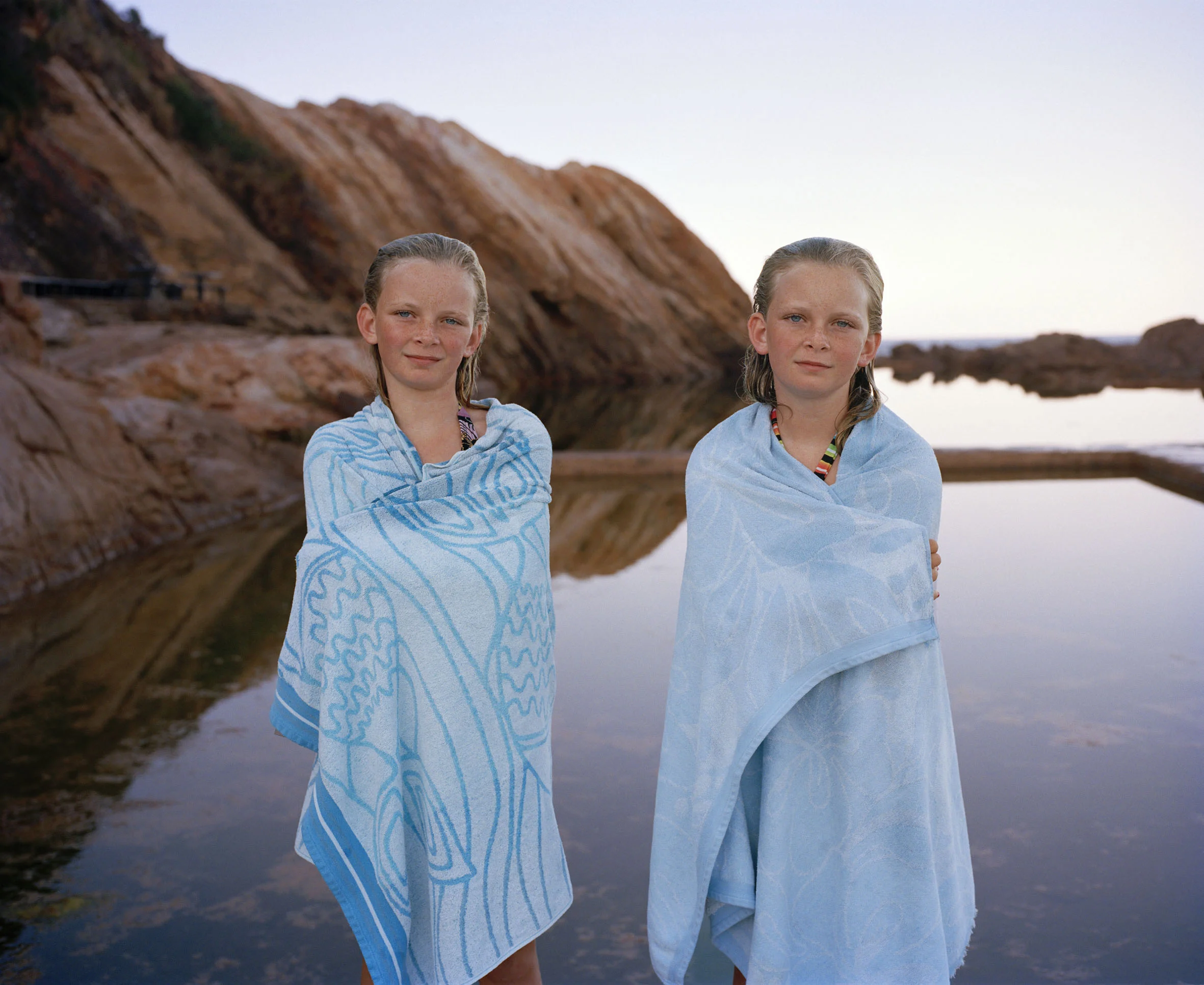 TwinsAtTheBluePool.jpg
