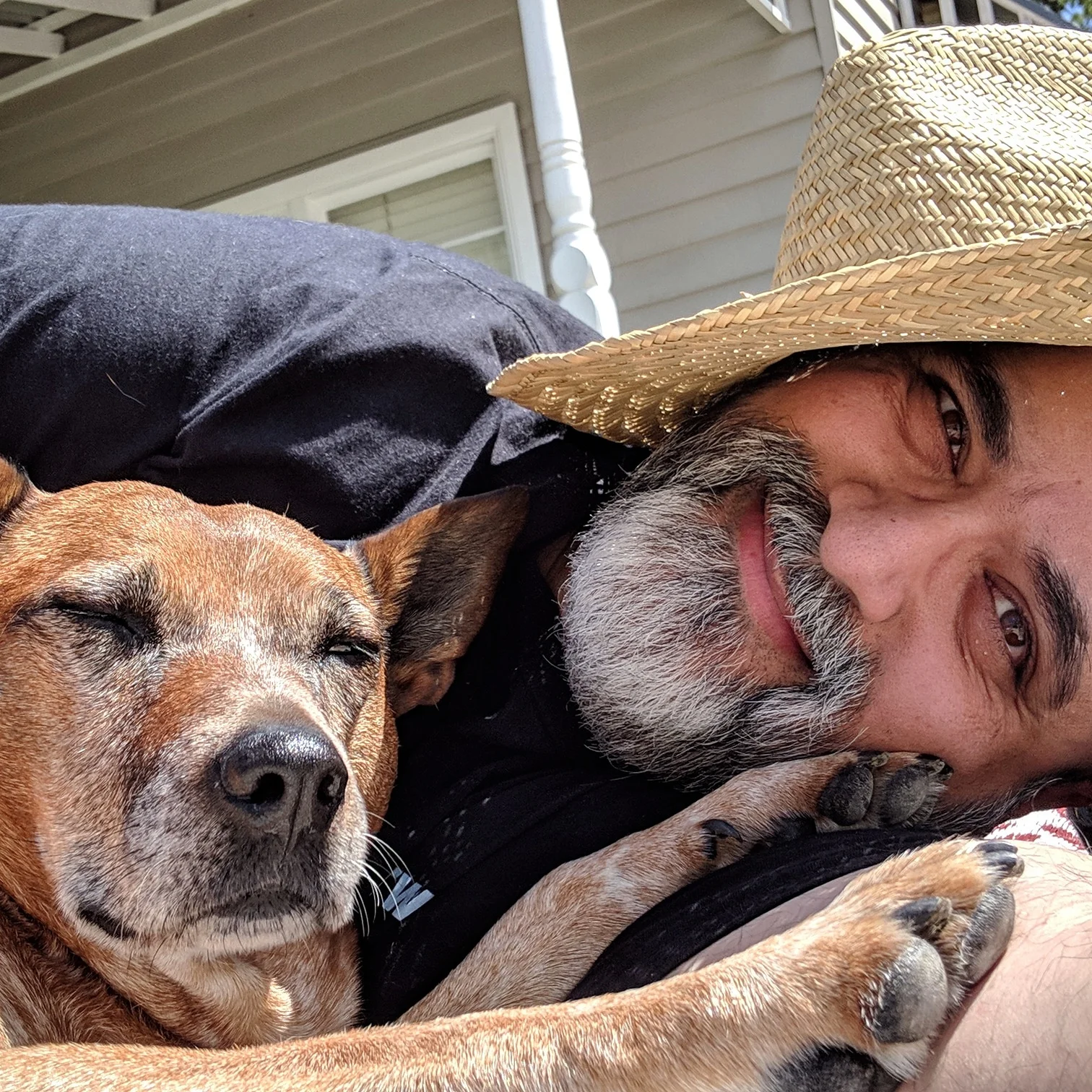Afternoon nap in the garden with Maggie. (Yes, yesterday it was 42 degrees here. Today it's a top of 19. That's Melbourne for you. That's also why I love this city.)