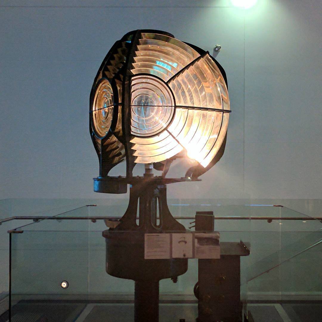  Lighthouse light on display 