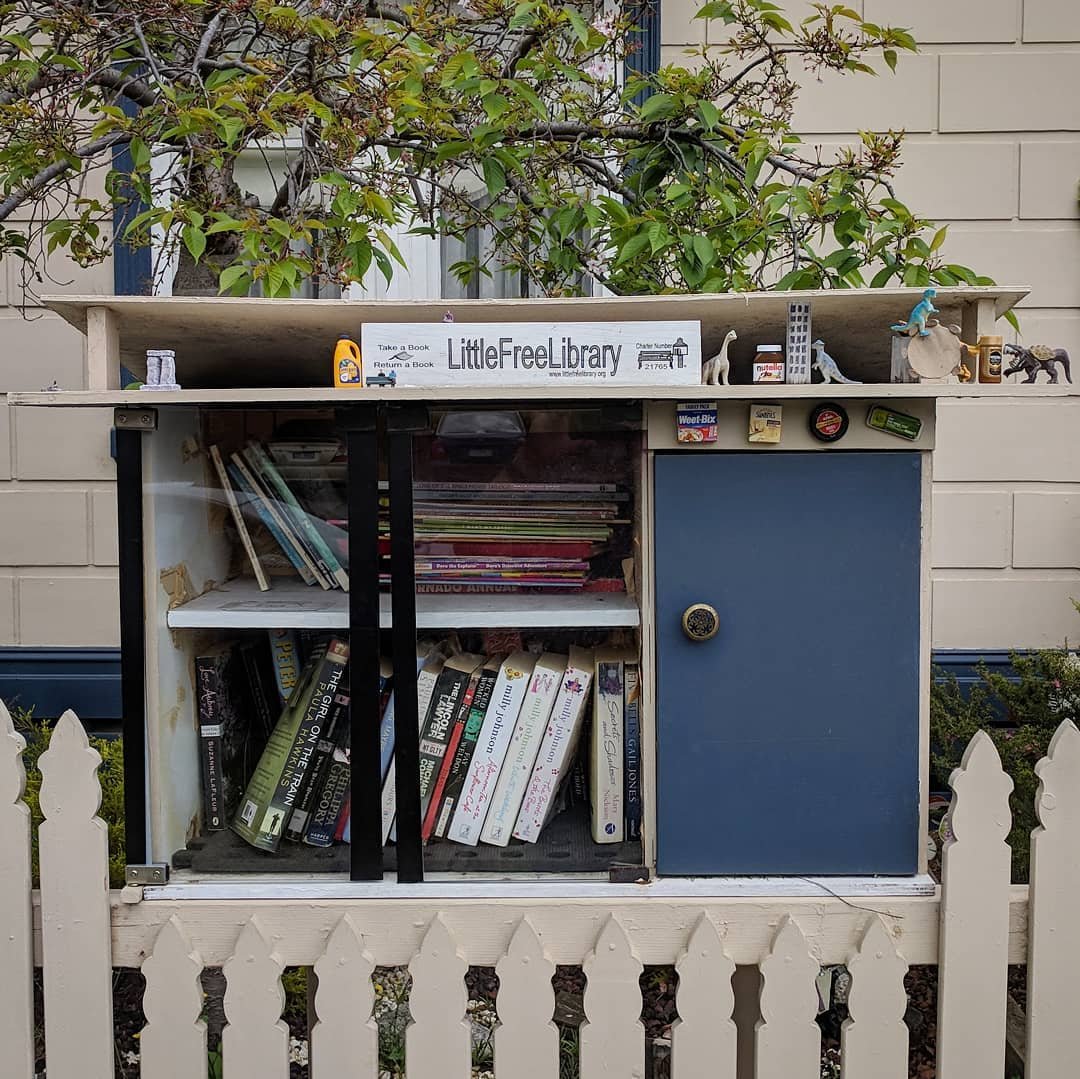  Pour one out for Todd Bol, creator of the Little Free Library movement, who died of cancer a couple of days ago. This is our local #libraryonastick in Kingsville, Victoria, #Australia. #melbwest 