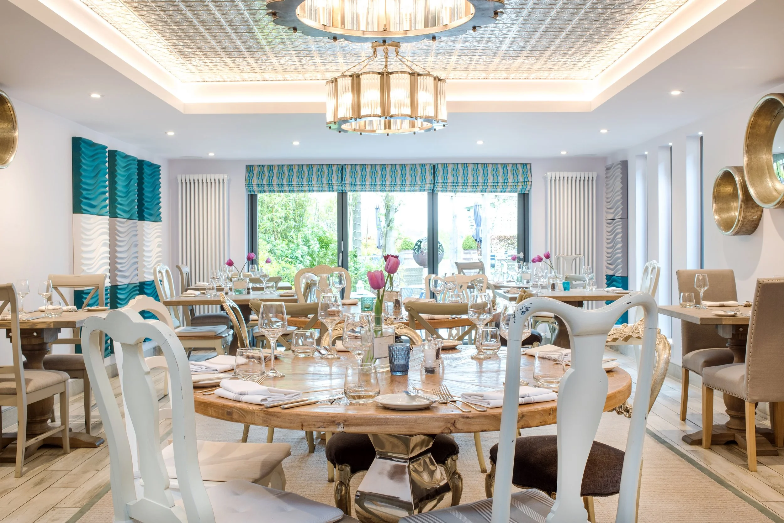 THE RESTAURANT