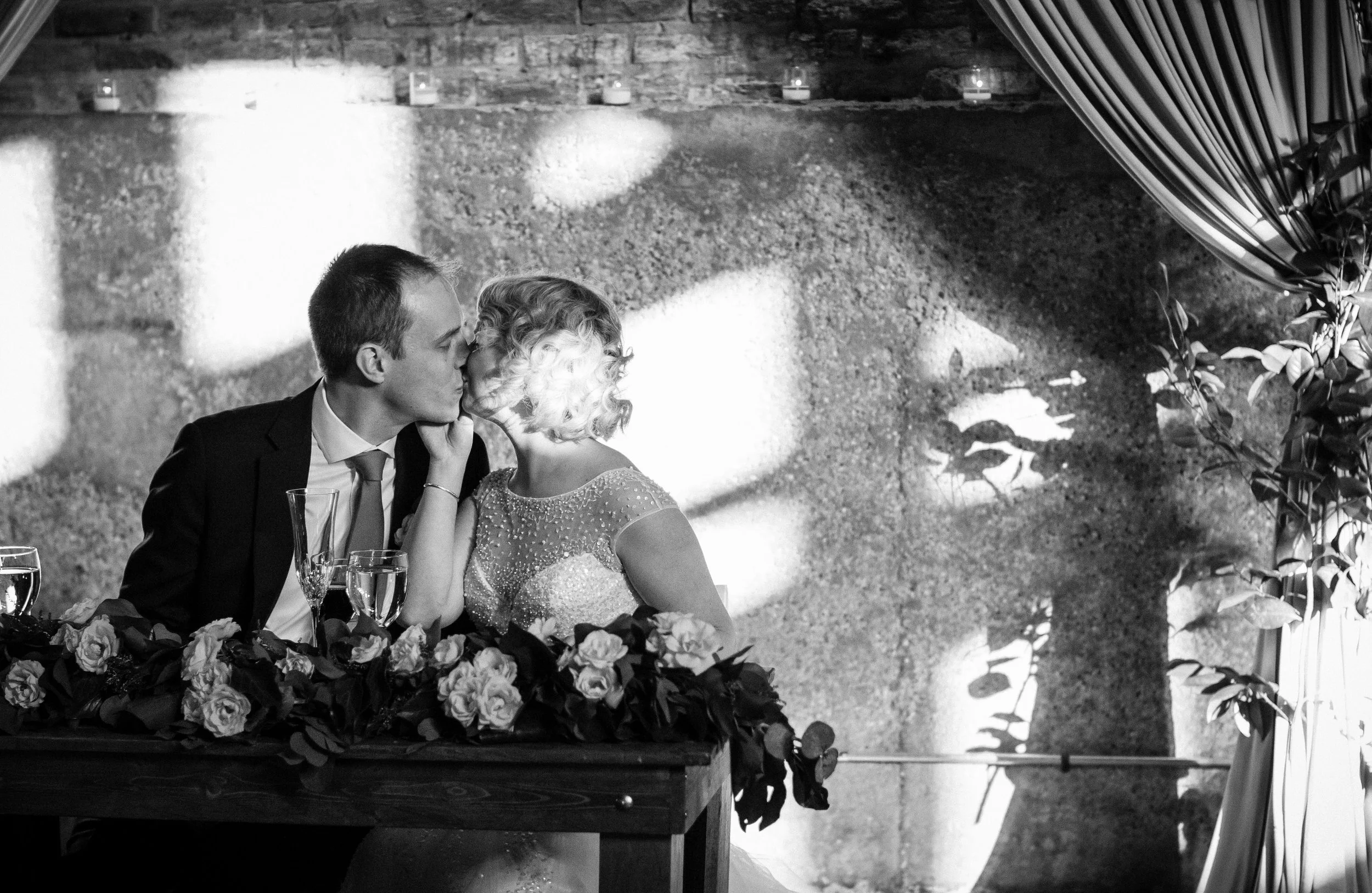 Aimee & Jeremy's Chicago Classic Vintage Wedding | Photo by Dorey Kronick