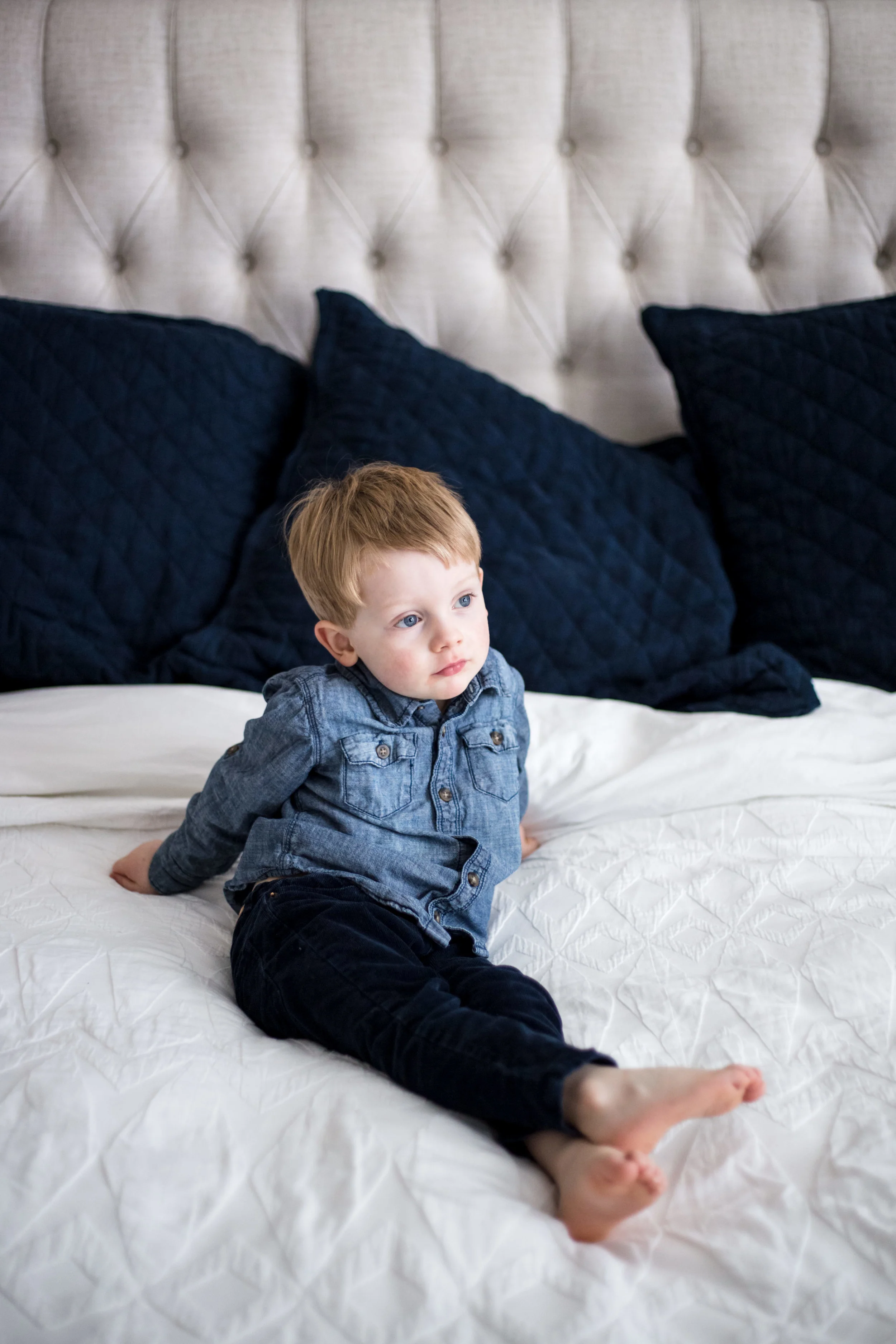 Lincoln Square, Chicago Family Session | Photo by Dorey Kronick