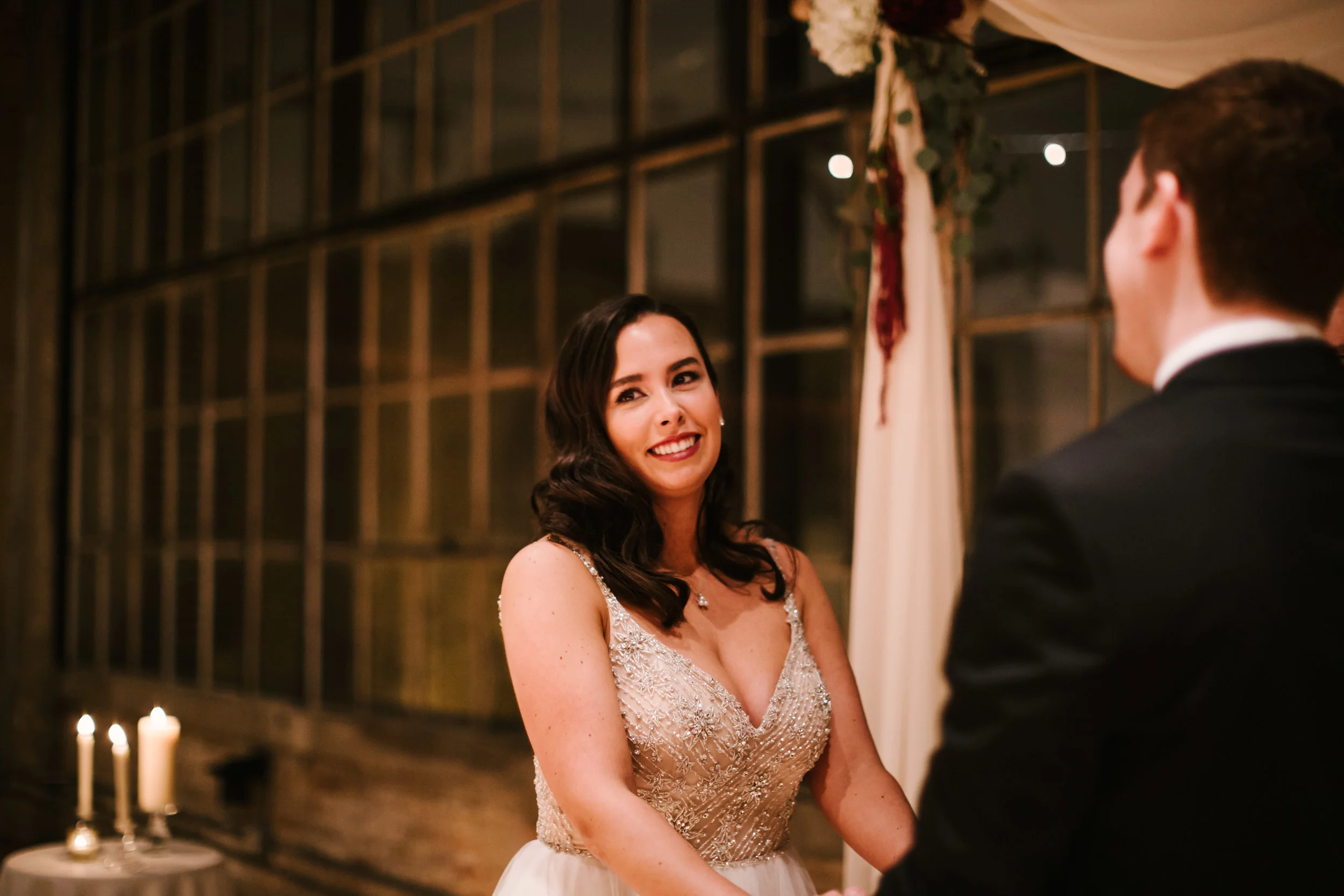 Annie & Kevin's Classy Winter Chicago Wedding | Photo by Dorey Kronick