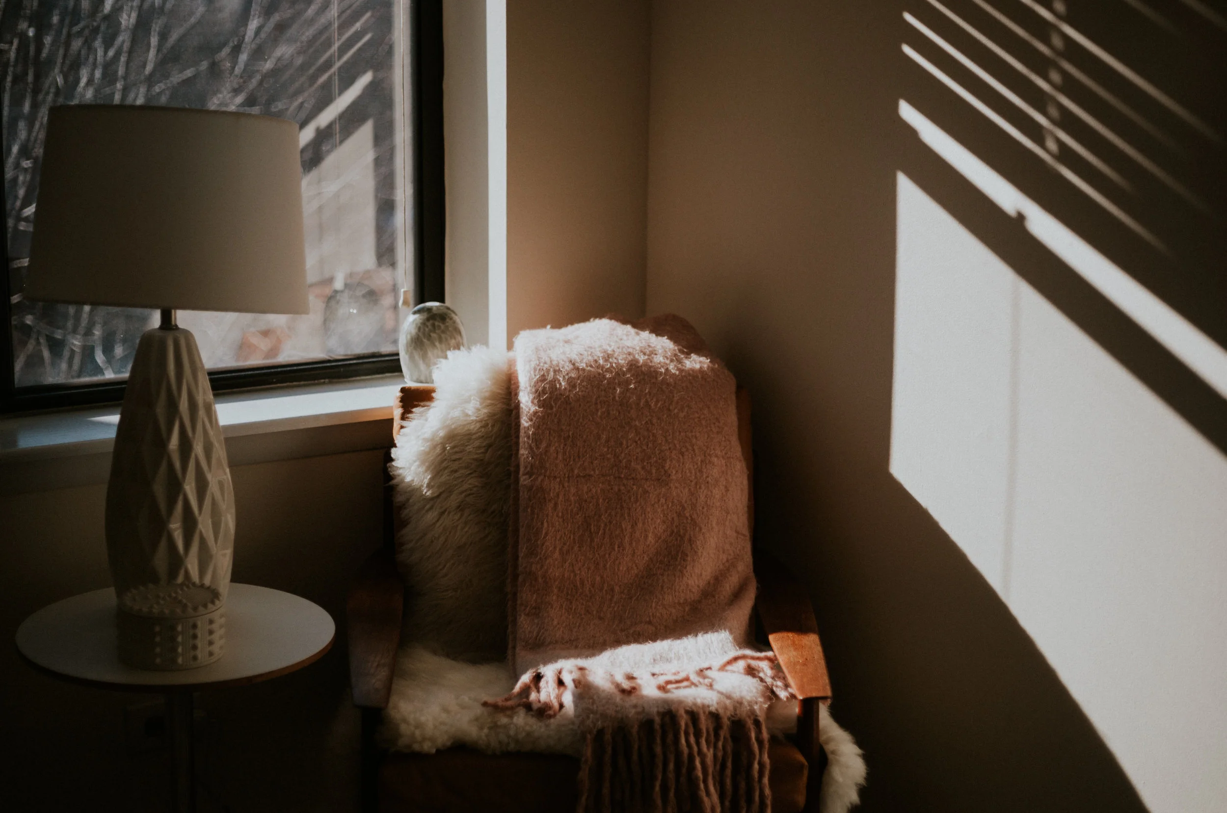 Cozy Vintage Corner | Photo by Dorey Kronick