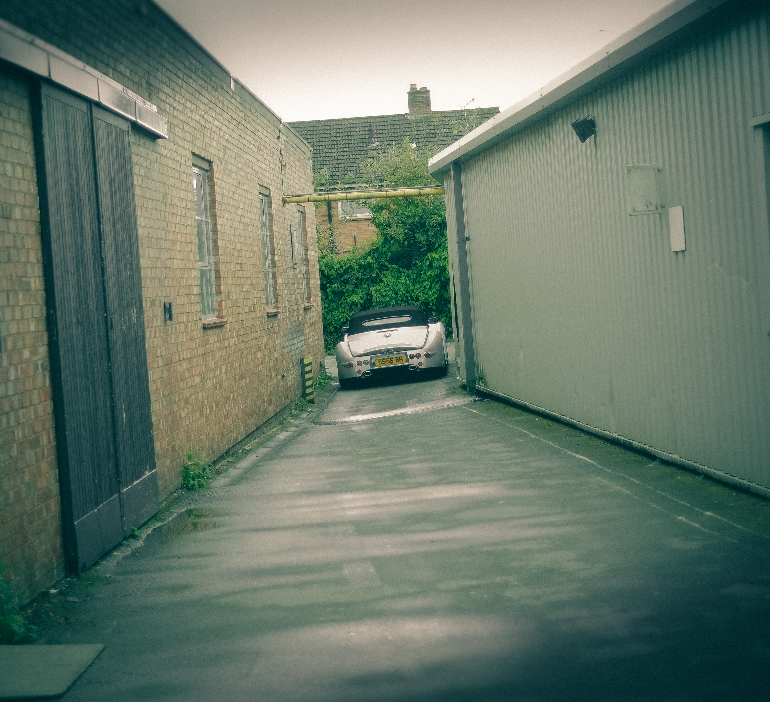 Tight squeeze Fuji x-Pro1 35mm with VSCO