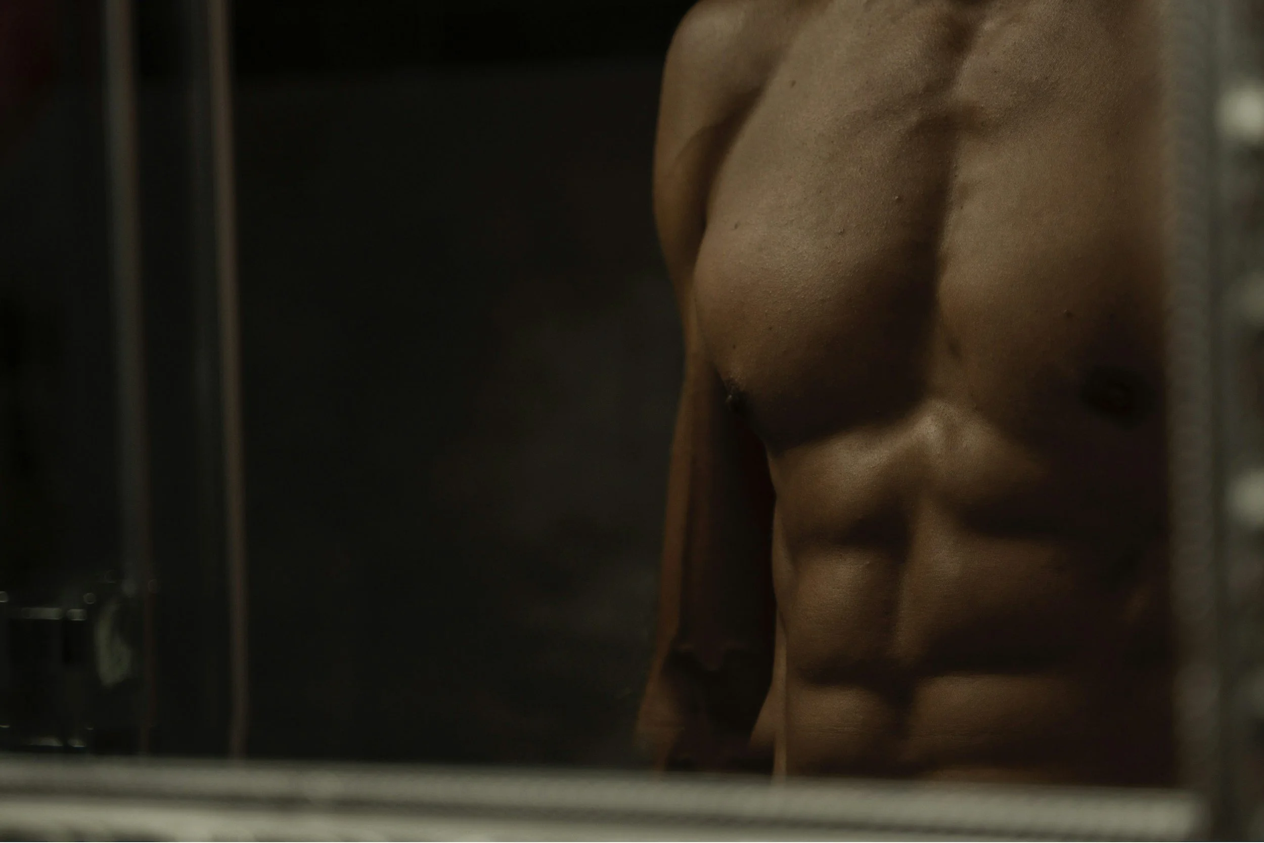 The Pressure to Look “Perfect”: Body Image, Steroids, and the Male Mirror