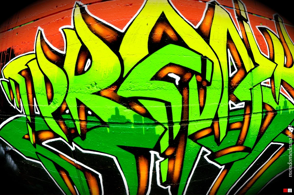 graffiti-june-2011-1200-mondomedeusah-024.jpg